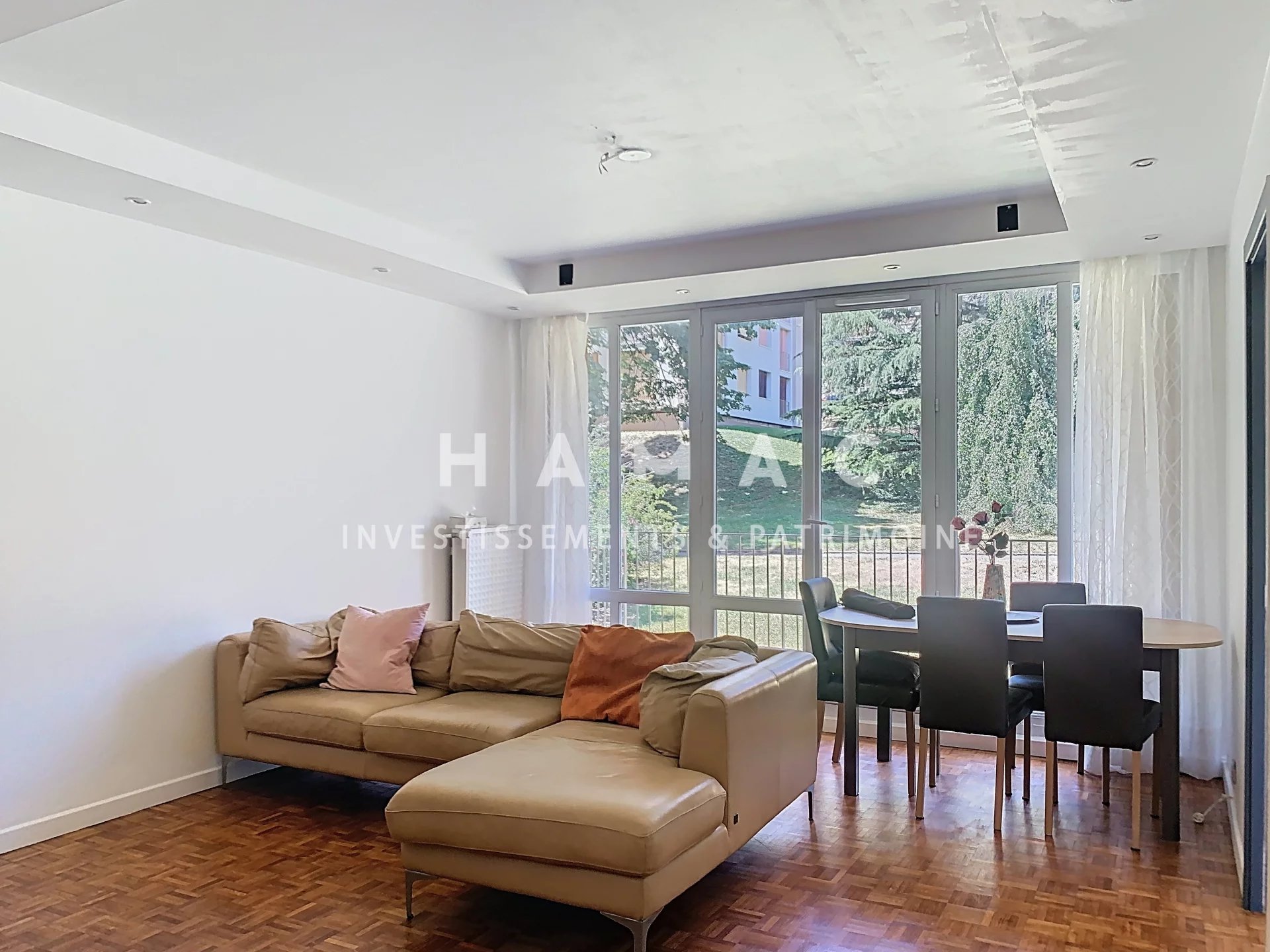 Agence immobilière de 