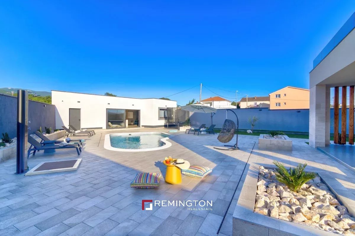 4 Bedroom Villa/Townhouse's Image 15