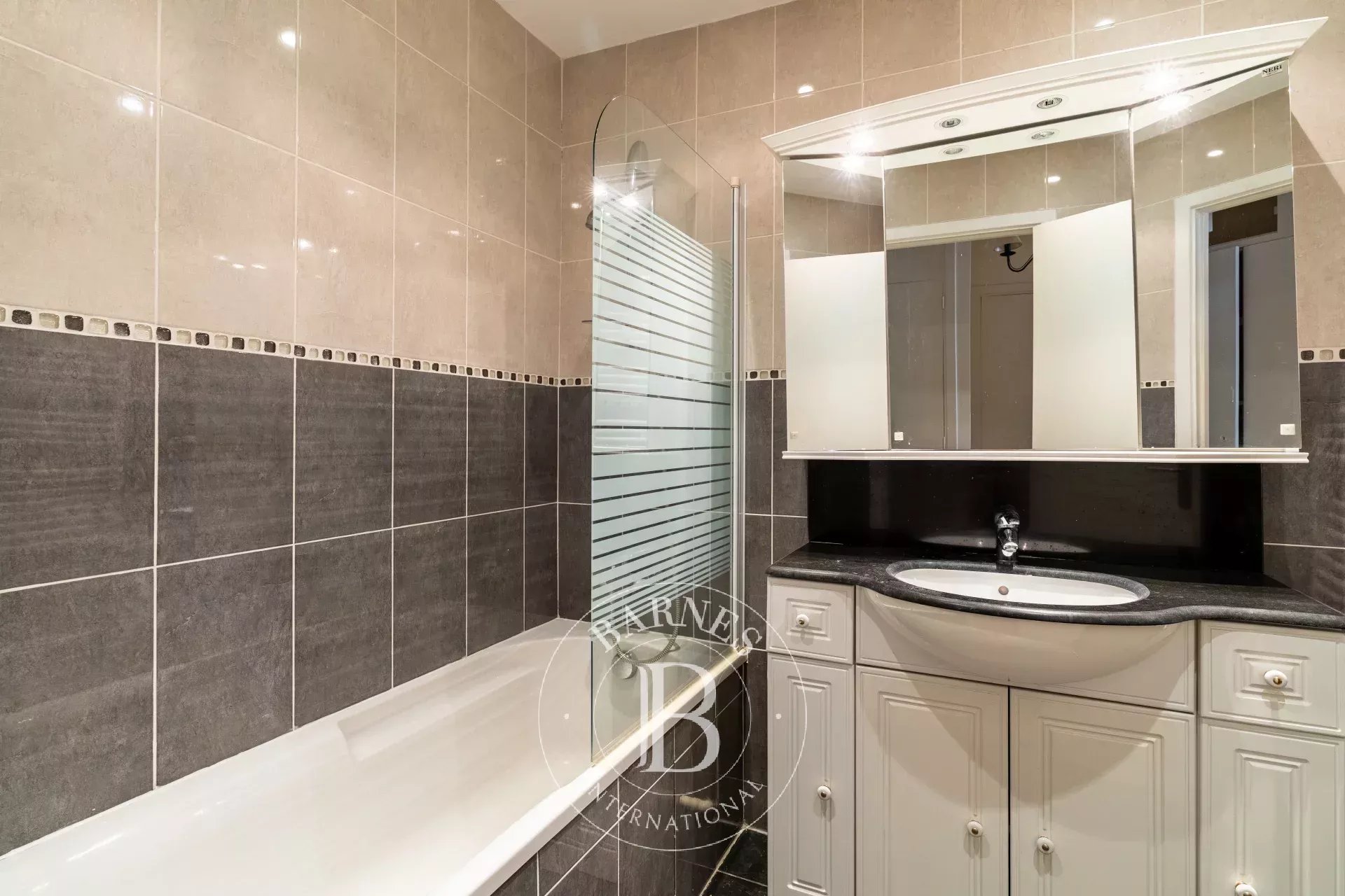 Daire Neuilly-sur-Seine - picture 11