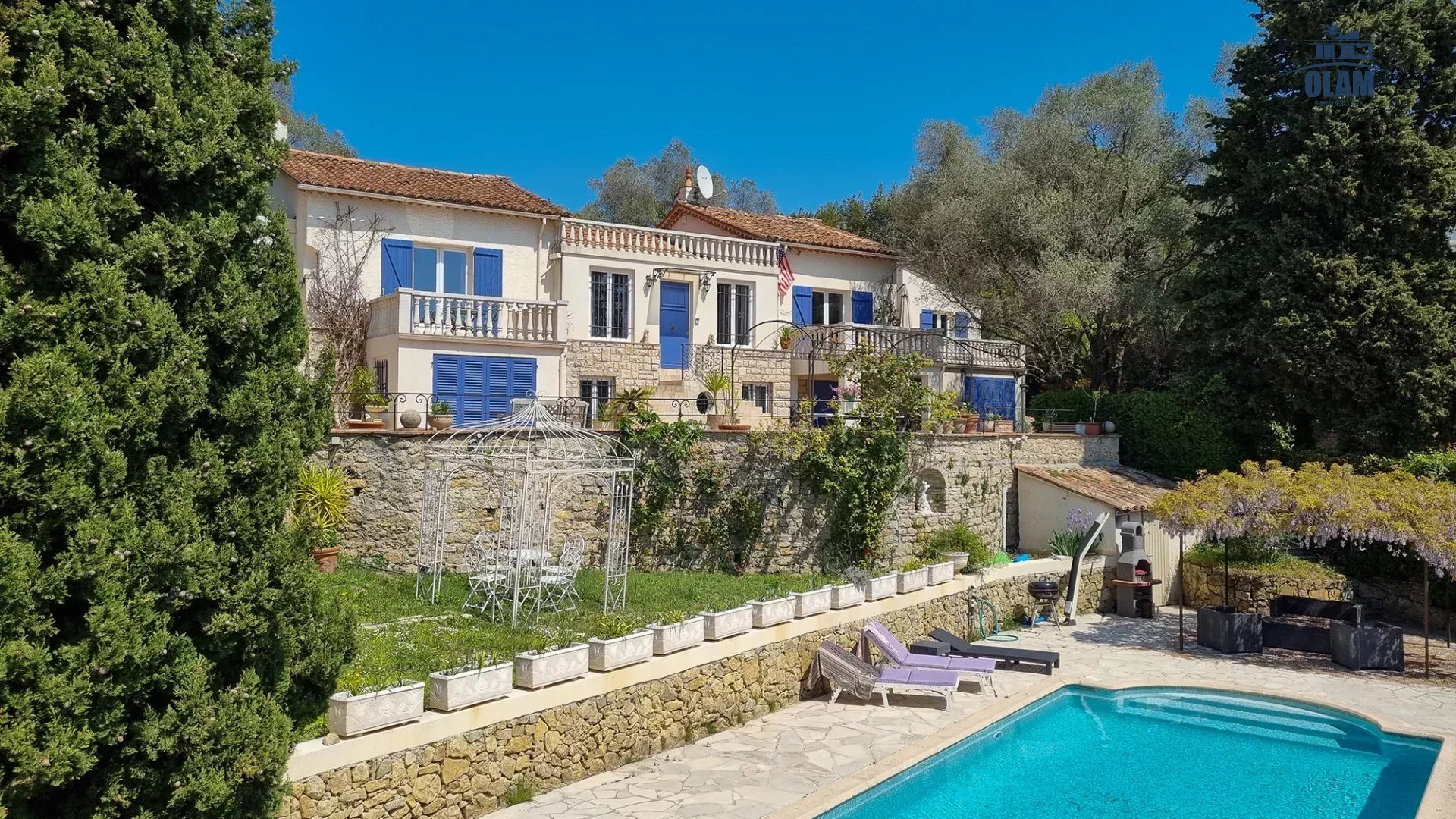 Agence immobilière de 