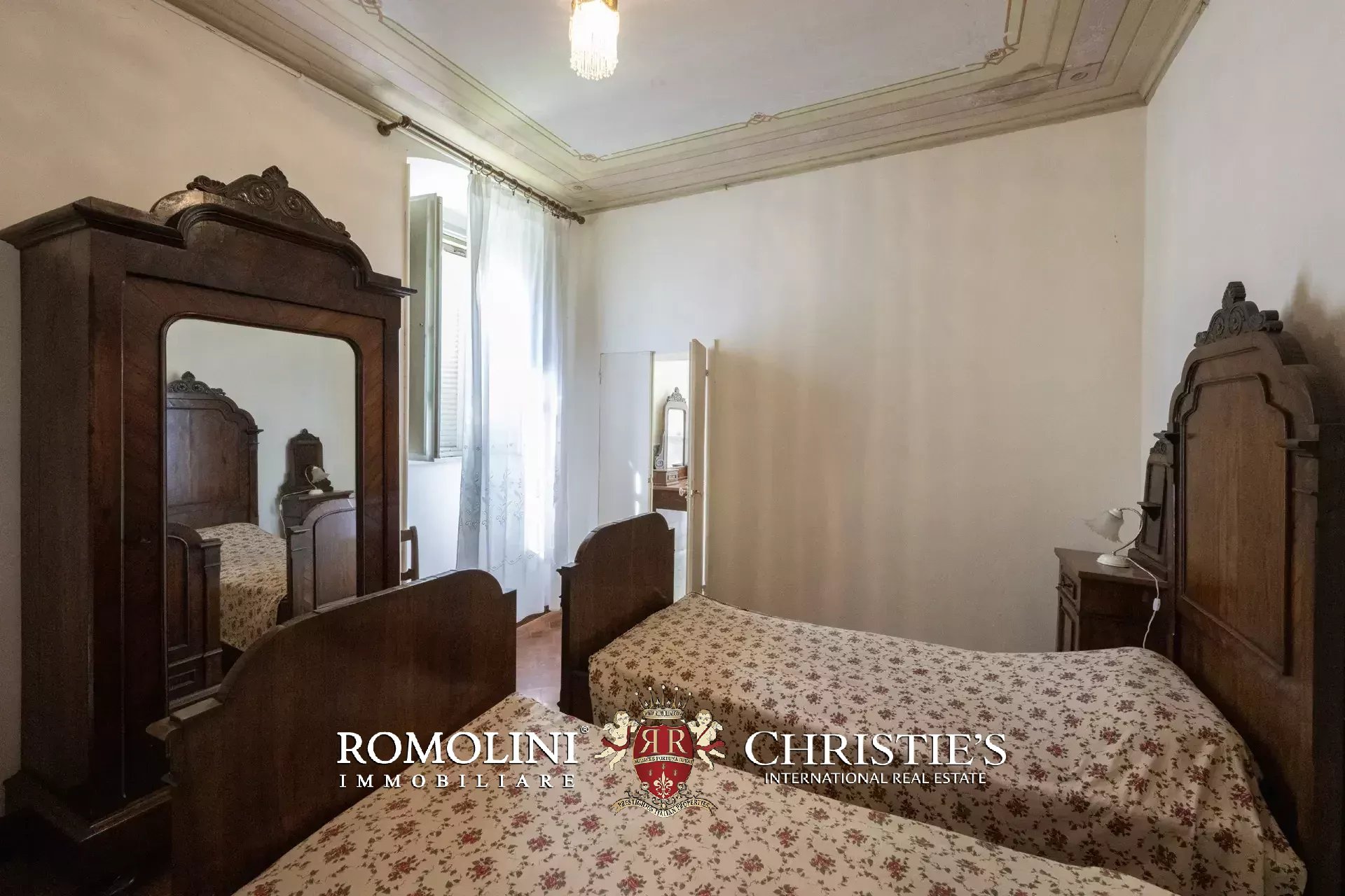 17 Bedroom Villa/Townhouse's Image 34