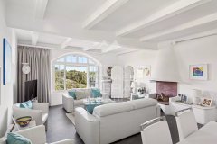 Saint-Paul-de-Vence: Exceptional Apartment in the Heart of the Village — photo 1 of 7