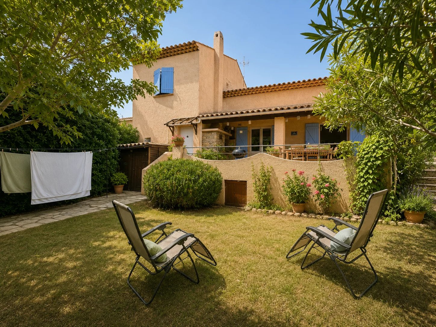 House in Frejus - view 1