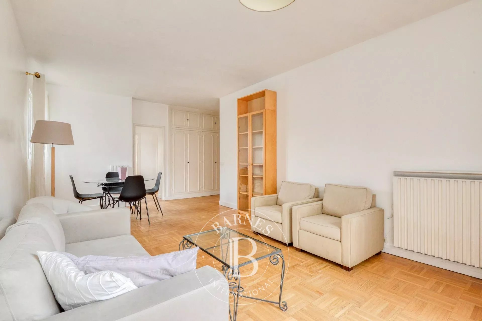 Neuilly-sur-Seine  - Apartment 2 Bedrooms - picture 3