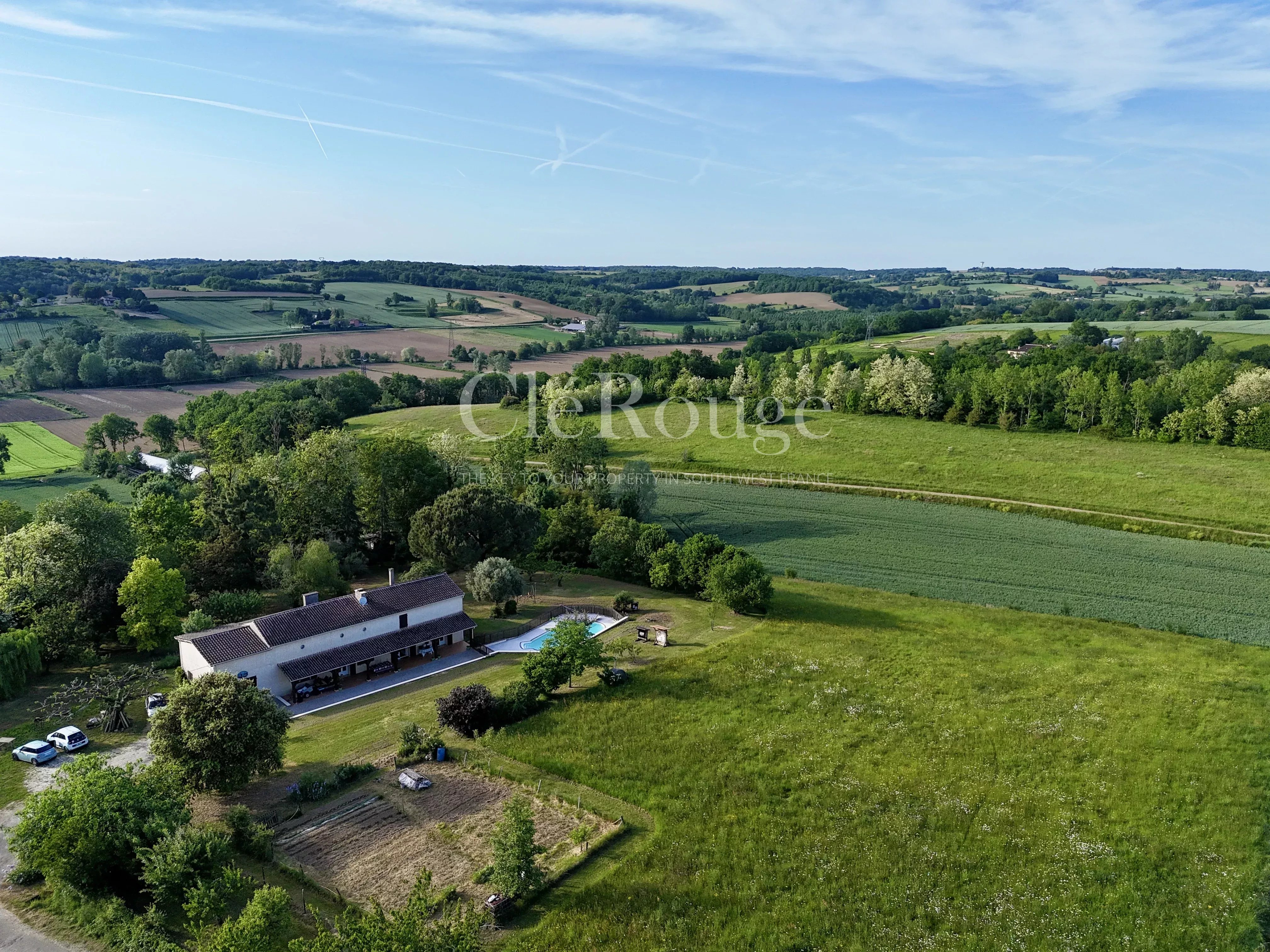 House in Beaupuy - view 1
