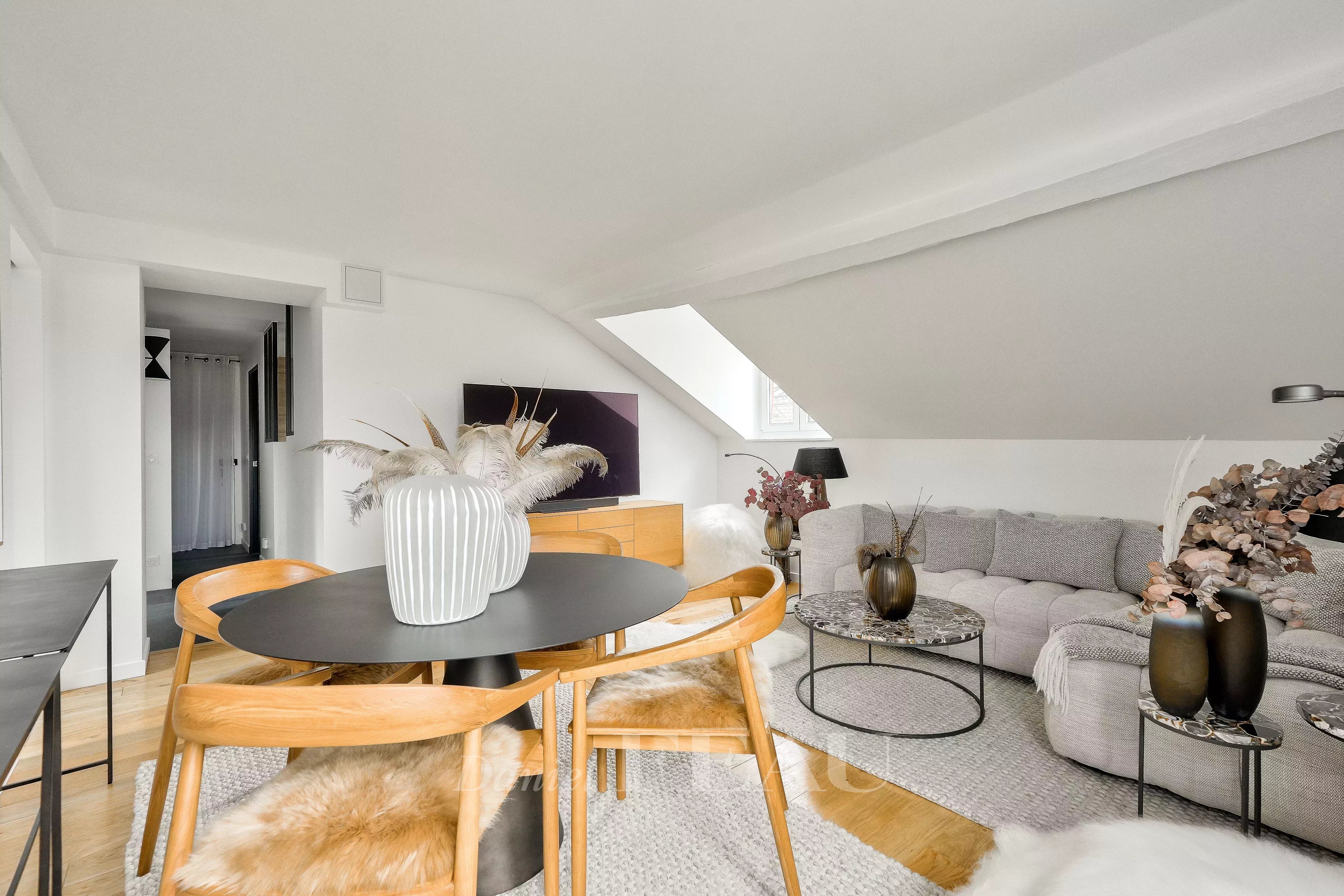 Sale Apartment Garches