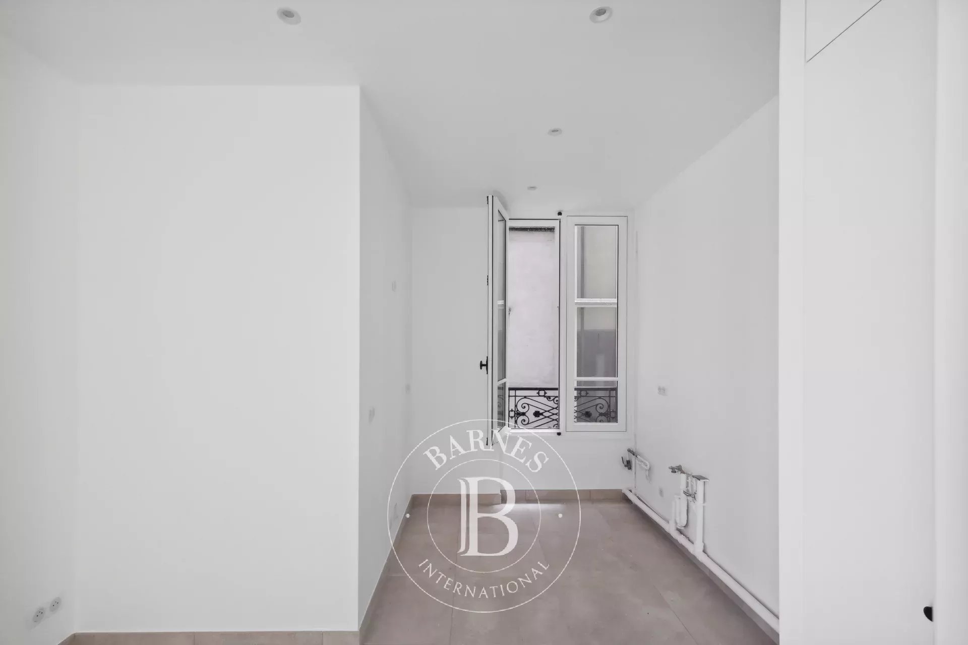 Daire Paris 6ème - picture 12