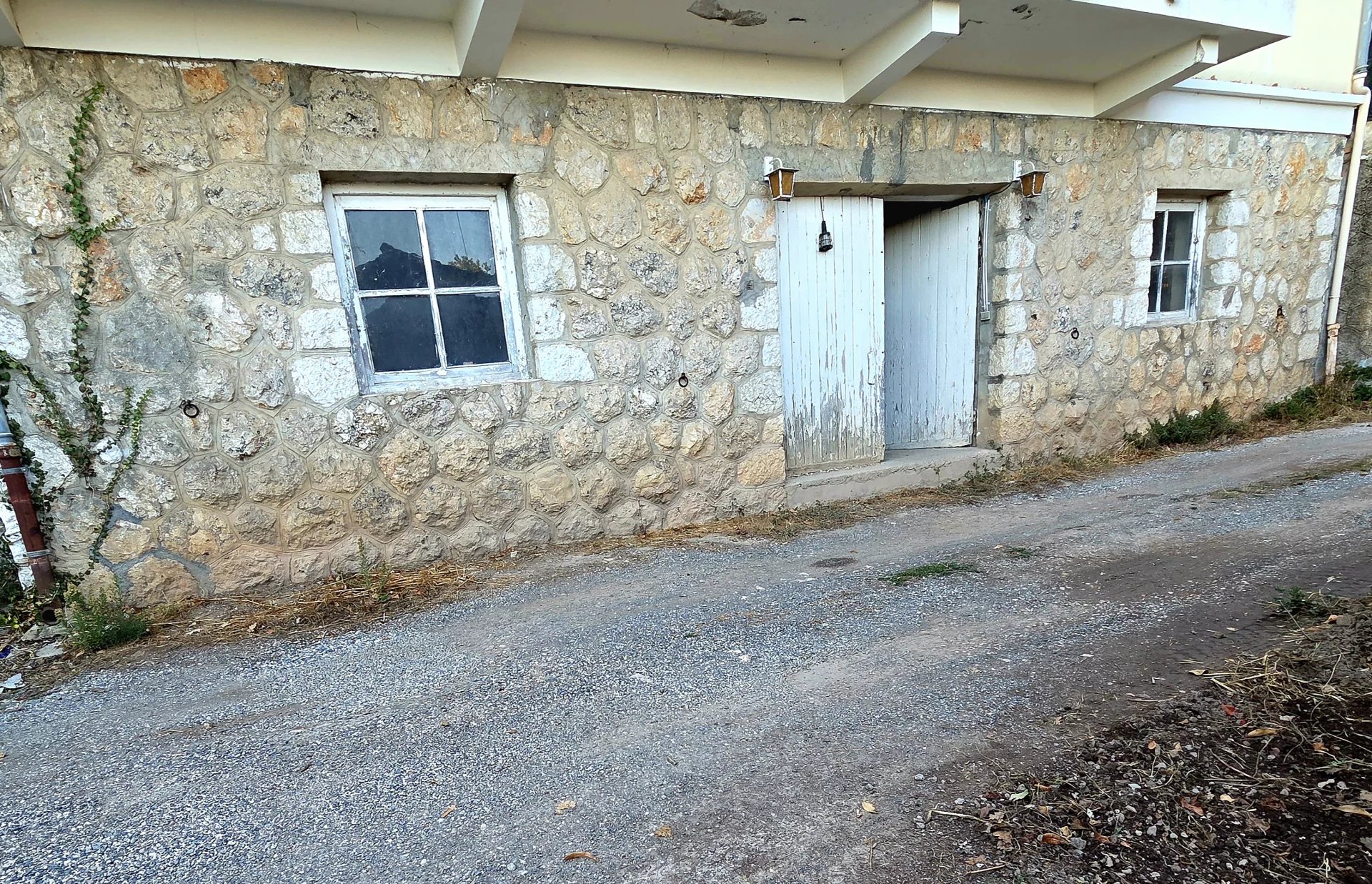 Vend Bas de Maison 85m2 Aspremont