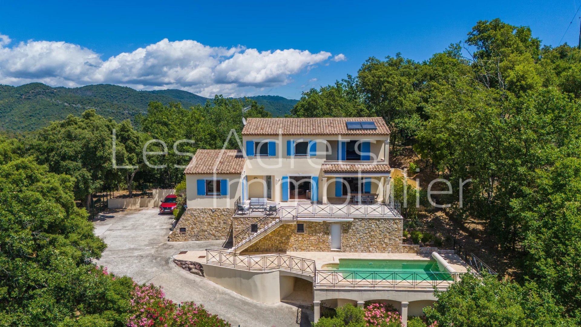 Maison provençale avec vue panoramique sur l’Estérel