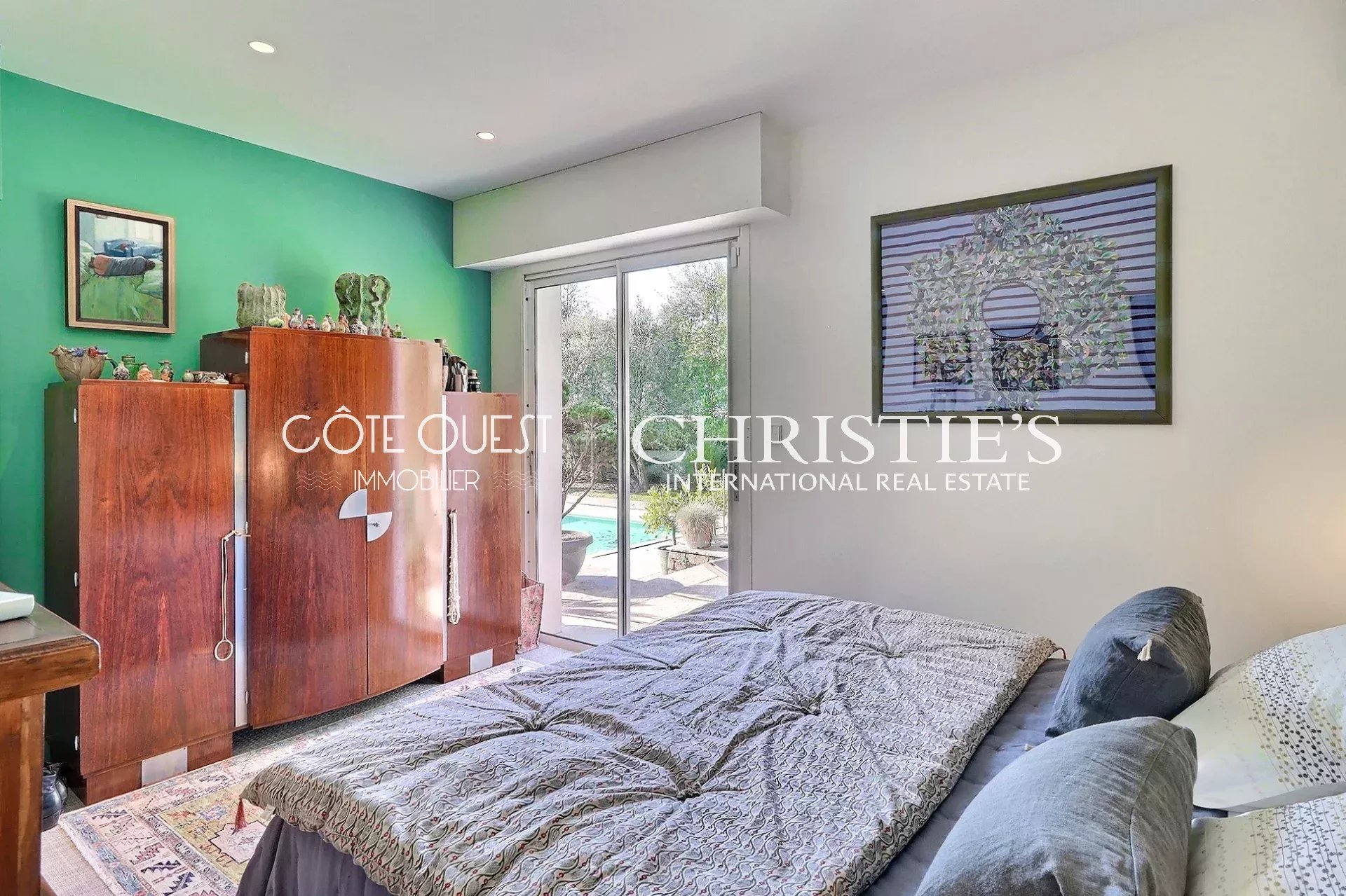 5 Bedroom Villa/Townhouse's Image 9
