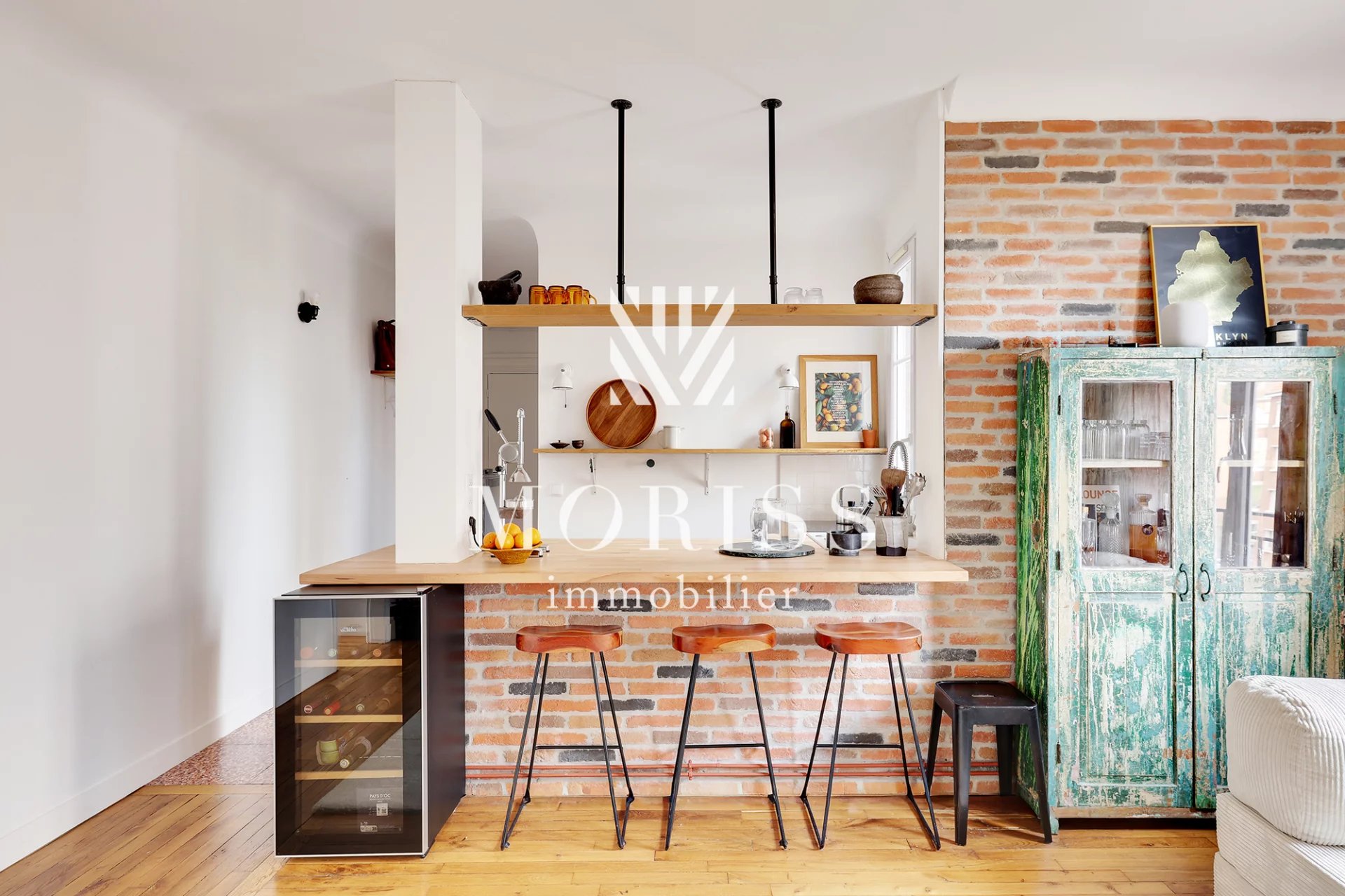 MAGNIFIQUE 3 PIÈCES / LUMINEUX / REFAIT PAR ARCHITECTE / MAIRIE - Image Array