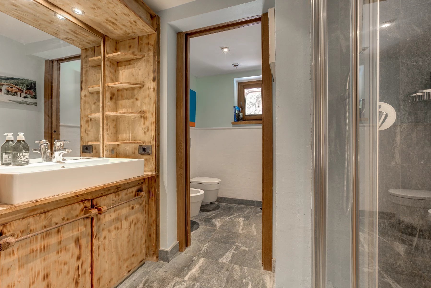 Photo of CHAMONIX - A 3-bedroom chalet in La Joux