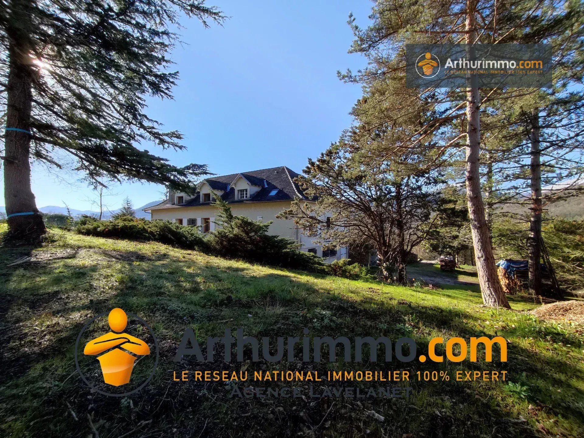 Agence immobilière de 