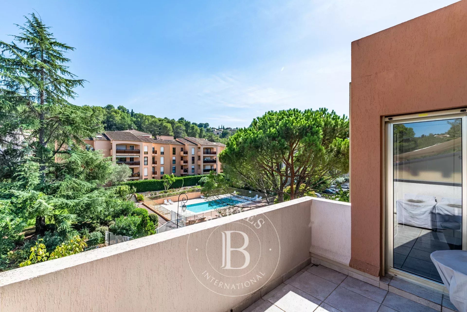 Daire Mougins - picture 4