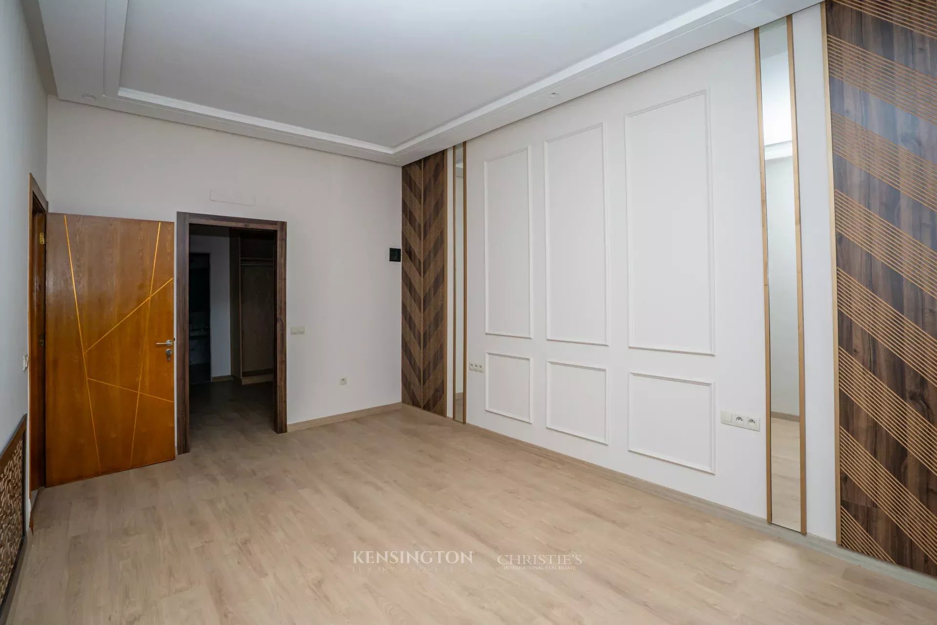 Apartment/Flat's Image 14
