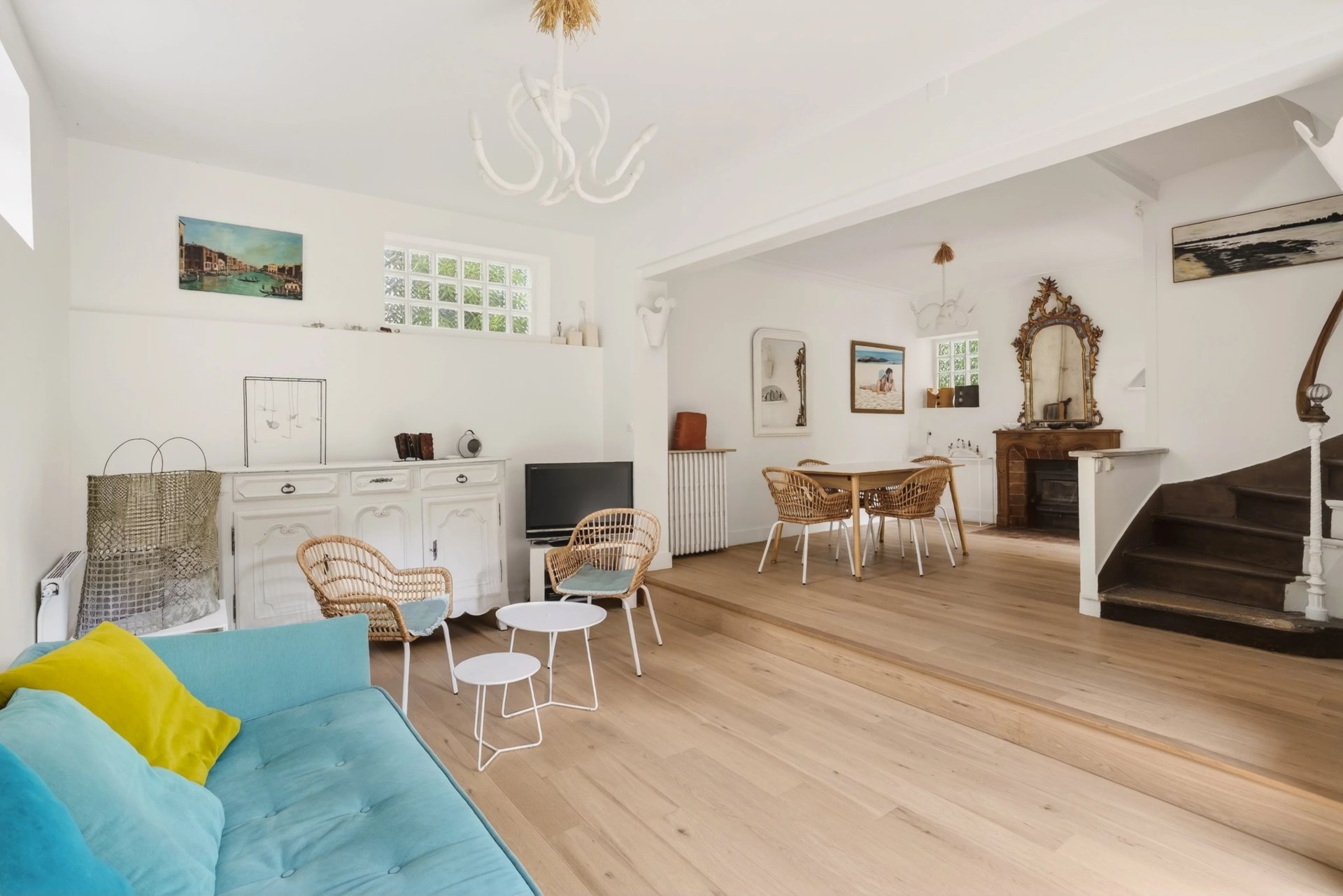 4 Bedroom Villa/Townhouse's Image 8