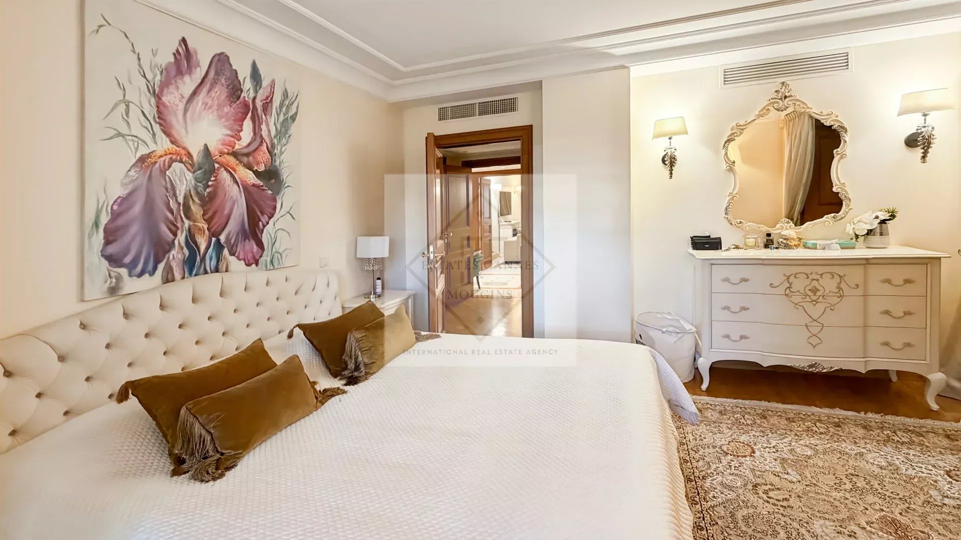 Lumière et Charme Belle Époque, Appartement trois pièces CANNES — photo 6