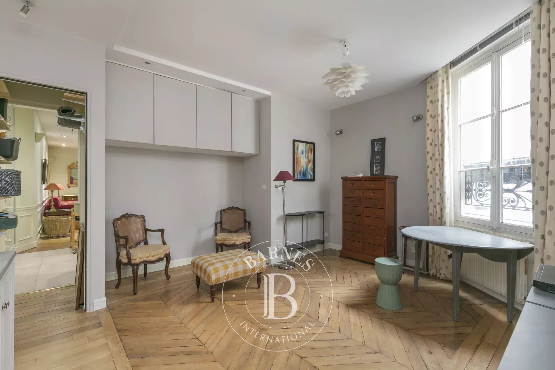 Daire Paris 8ème - picture 8