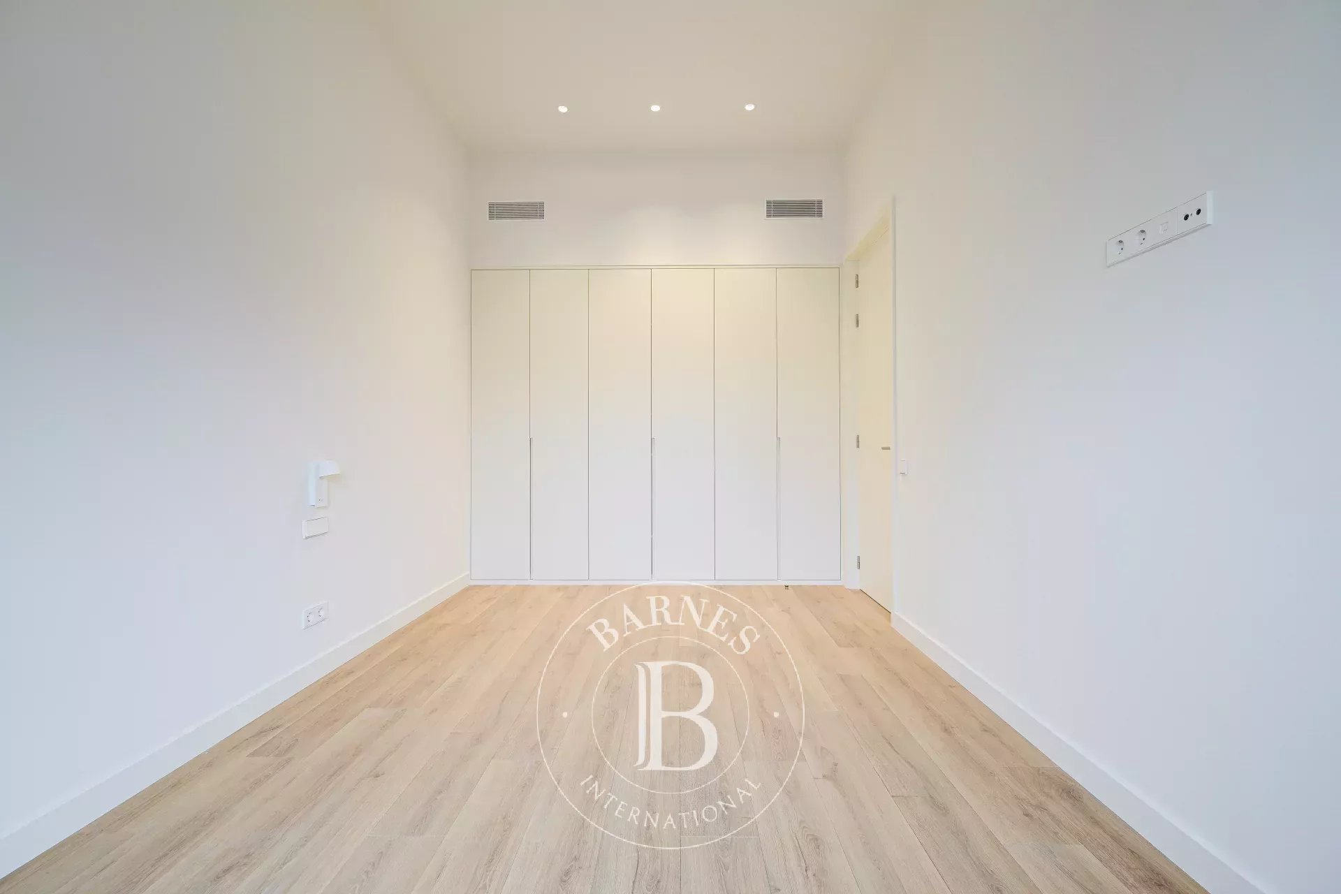 Penthouse Barcelona - picture 28