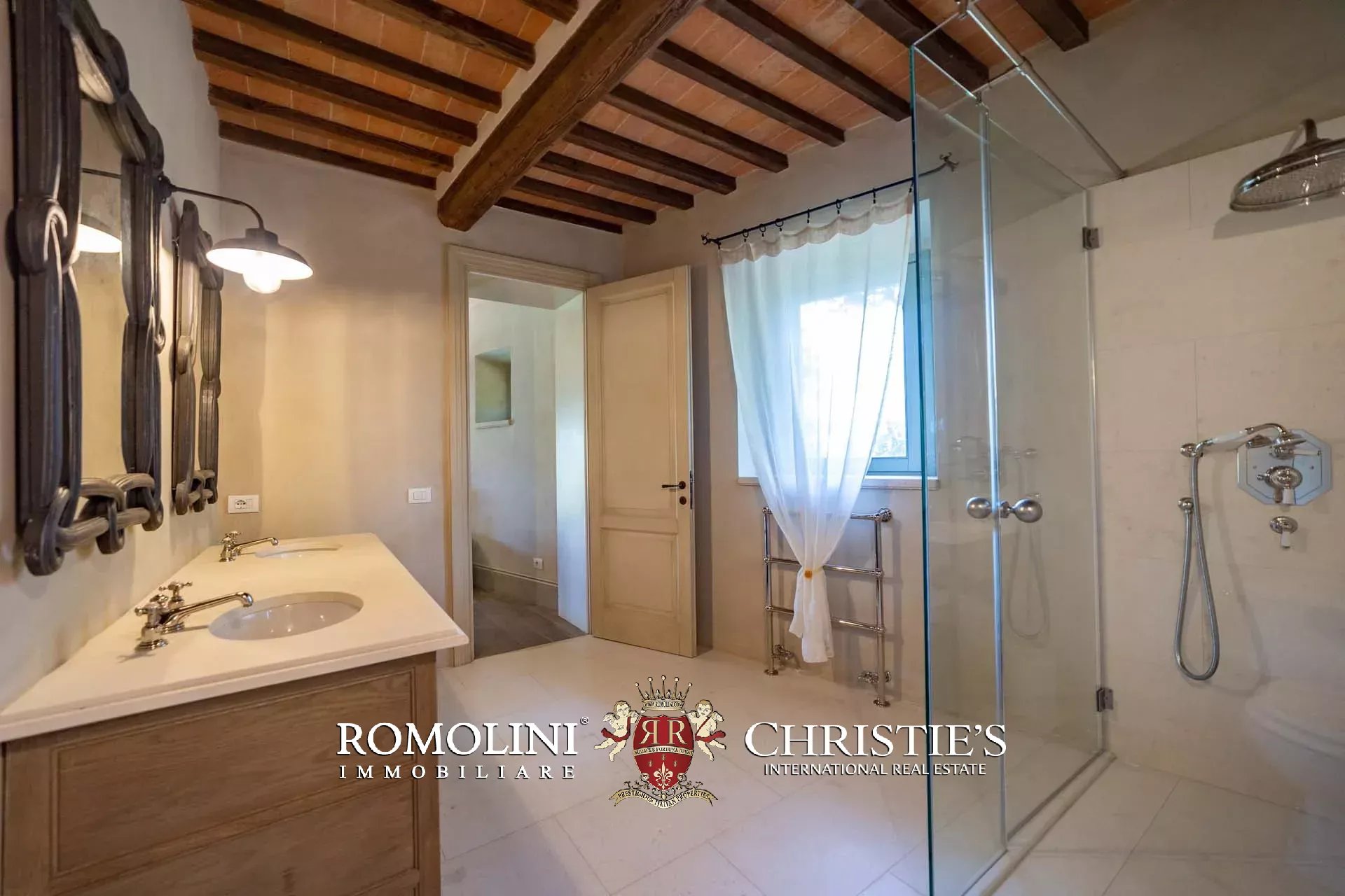 17 Bedroom Villa/Townhouse's Image 110