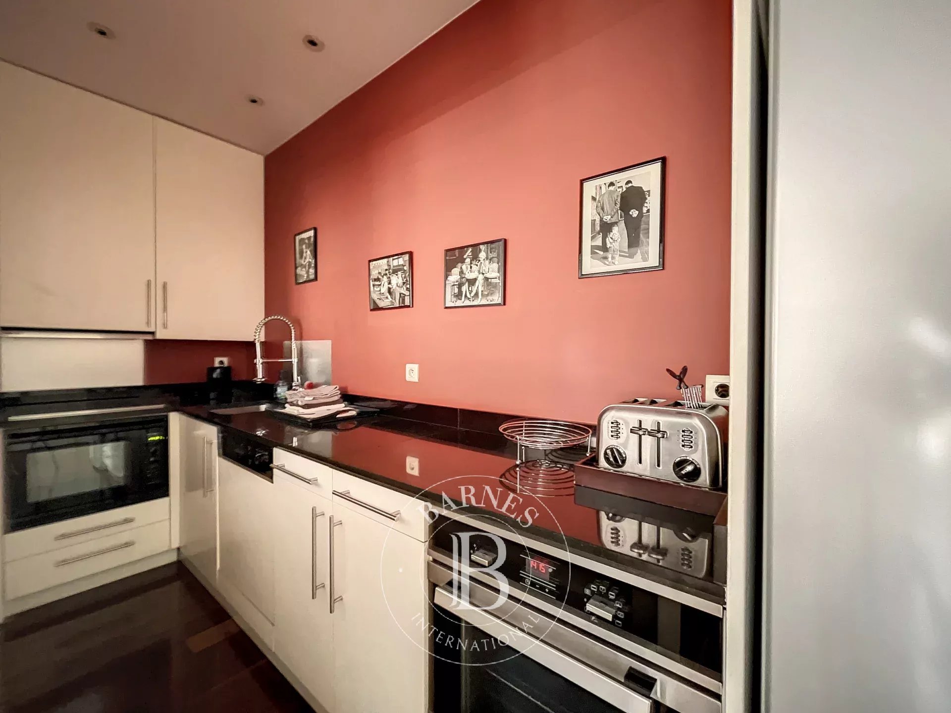 Daire Paris 8ème - picture 4