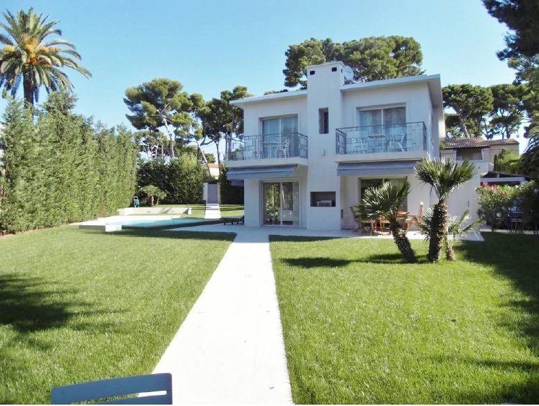 BEAUTIFUL RENOVATED VILLA - SEASONNAL RENTAL