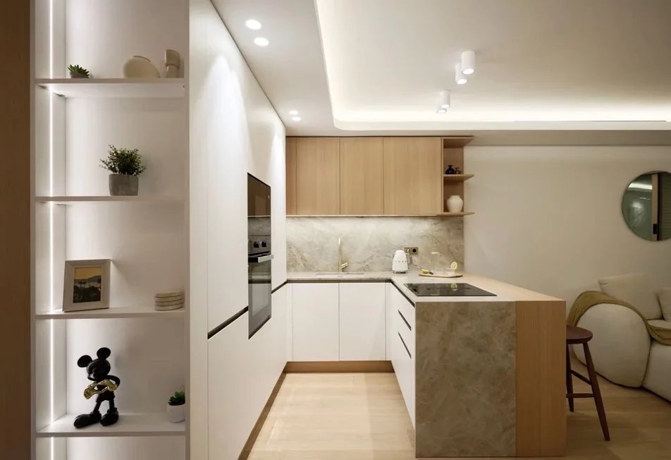  Image of Apartment - 2 Bedrooms - 2 Bathrooms for Sale in Alpes-Maritimes-Cannes-France, Image 7