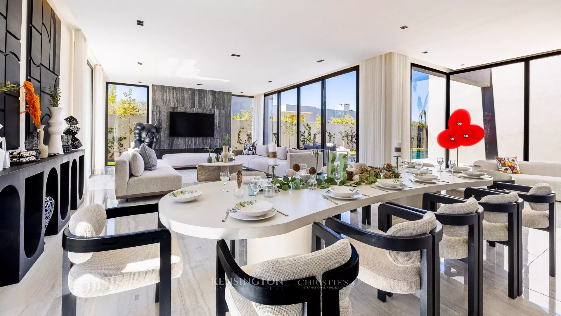 4 Bedroom Villa/Townhouse's Image 10