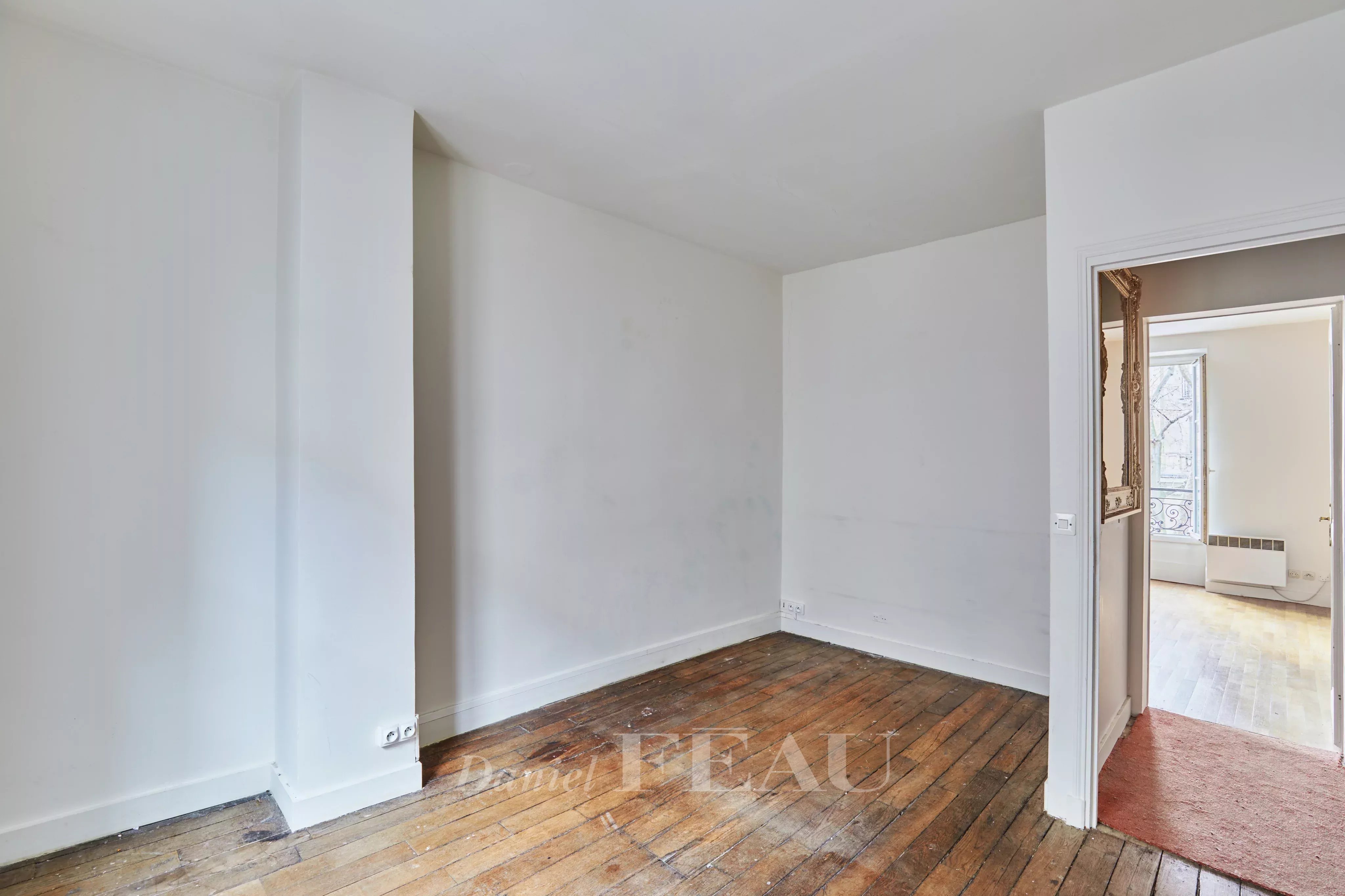 Sale Apartment Paris 7th