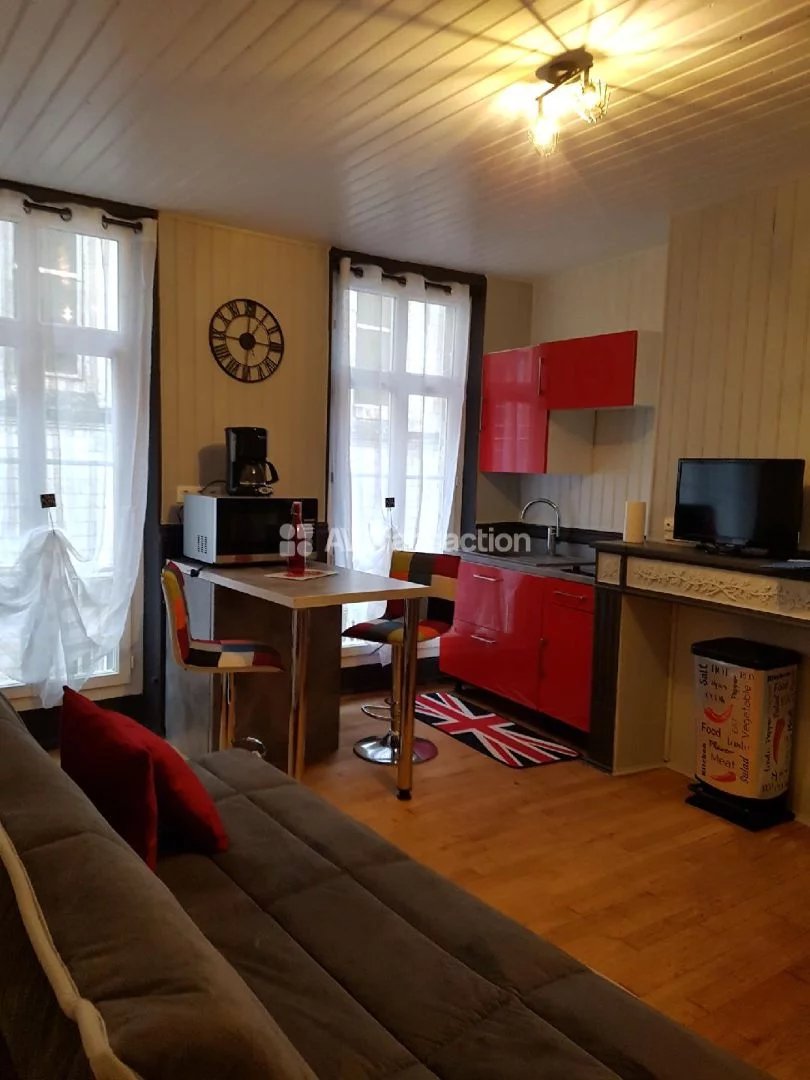 Vends immeuble de rapport de 5 studios plein centre d'Angouleme
