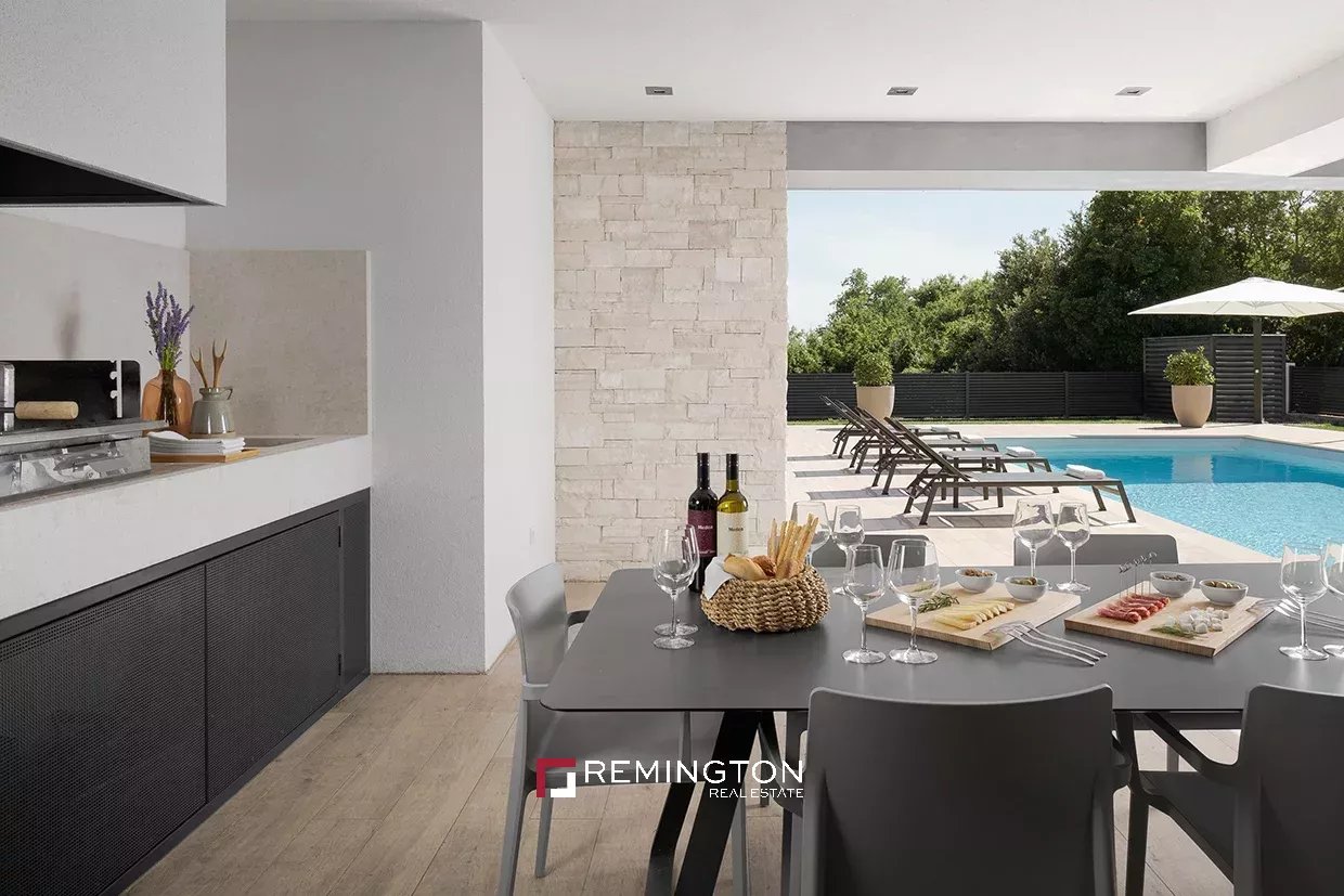 4 Bedroom Villa/Townhouse's Image 21