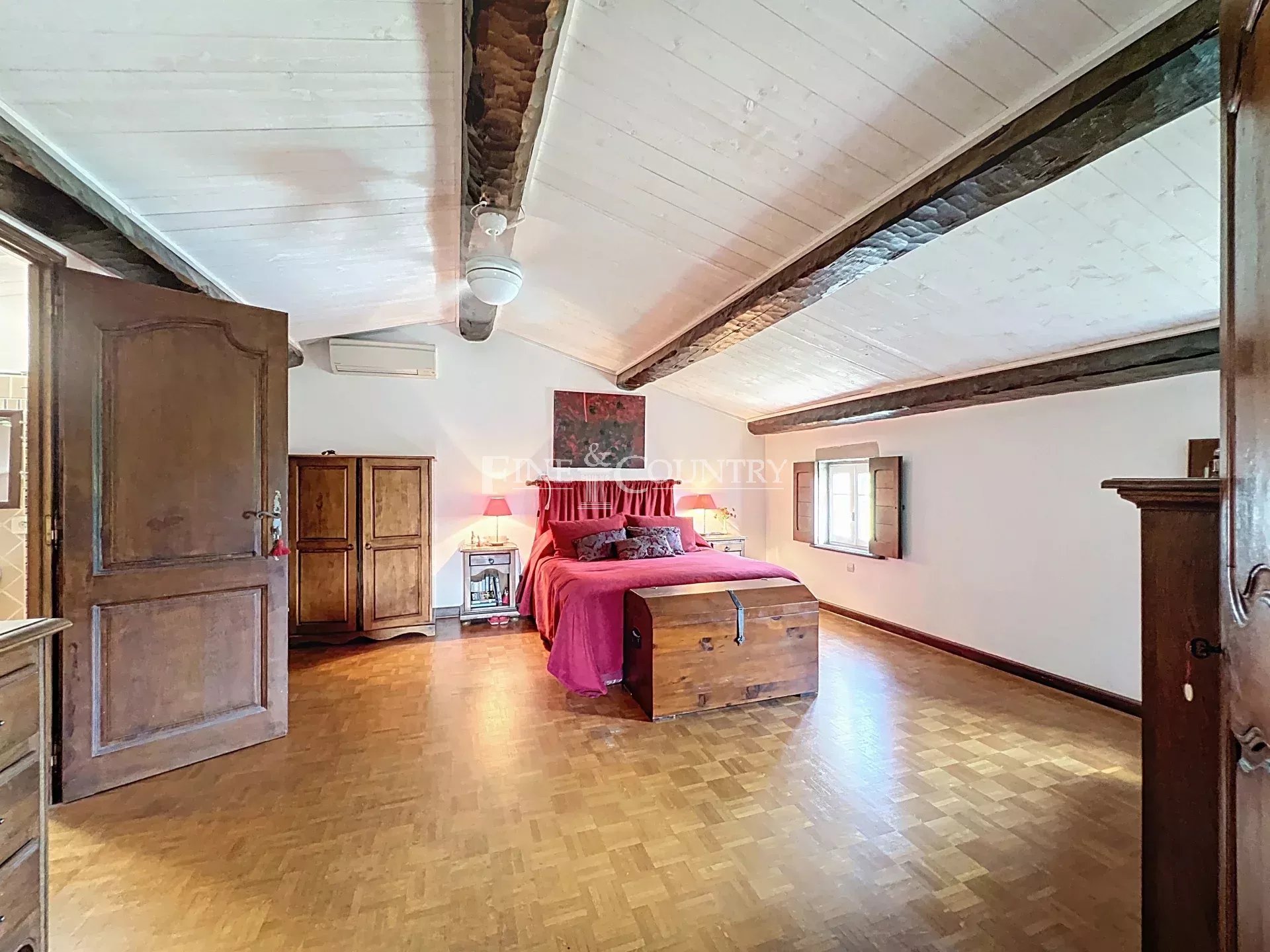 Photo of Provençal villa for sale in Auribeau-sur-Siagne