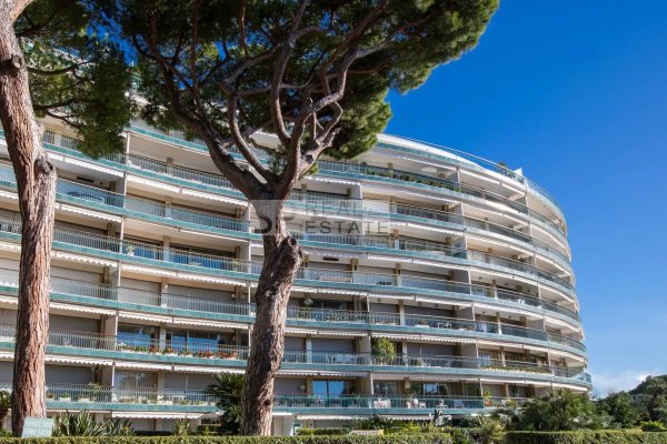 CANNES – CROISETTE – EXCEPTIONAL 7-ROOM LUXURY APARTMENT — photo 1