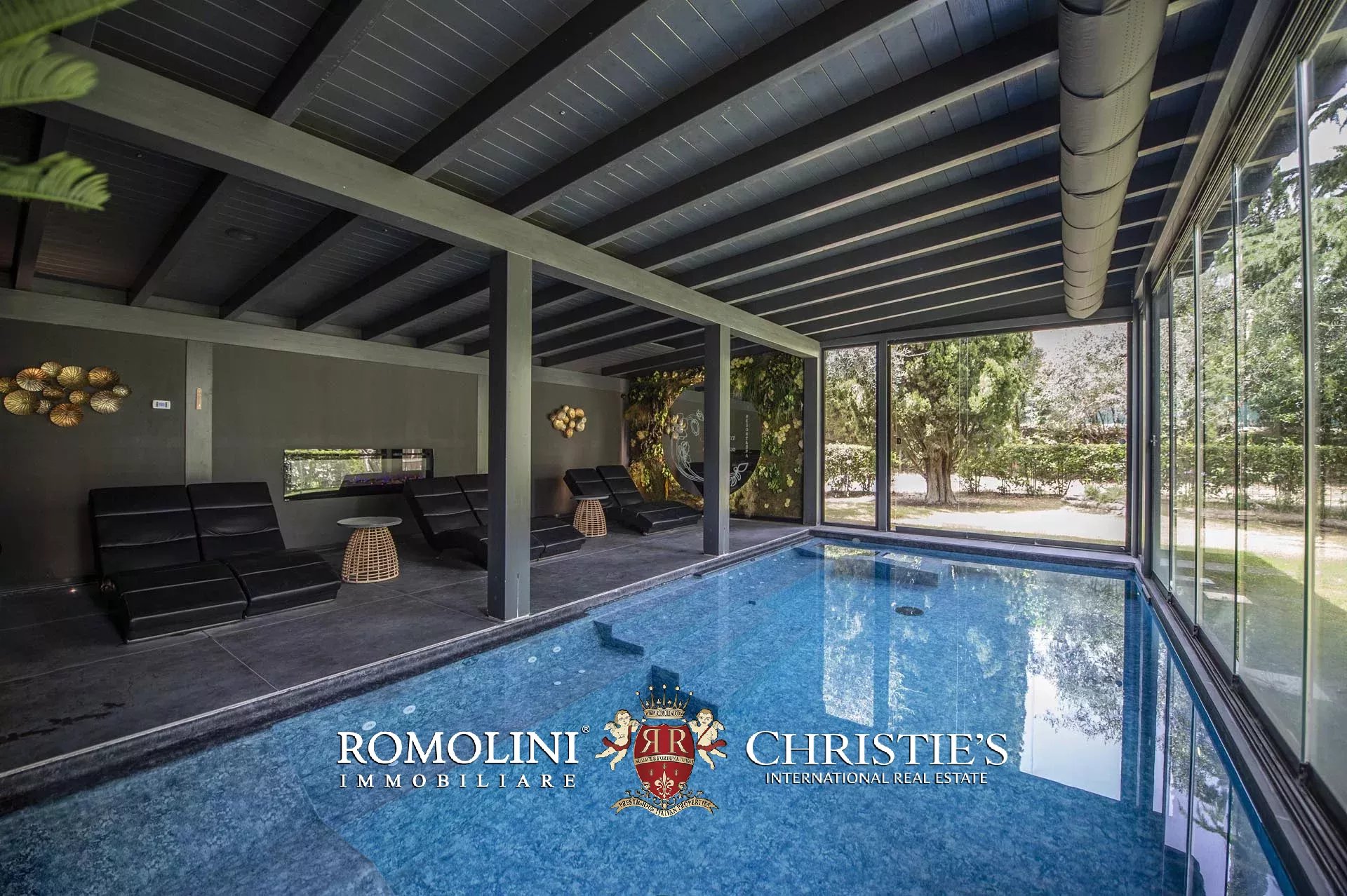 12 Bedroom Villa/Townhouse's Image 23