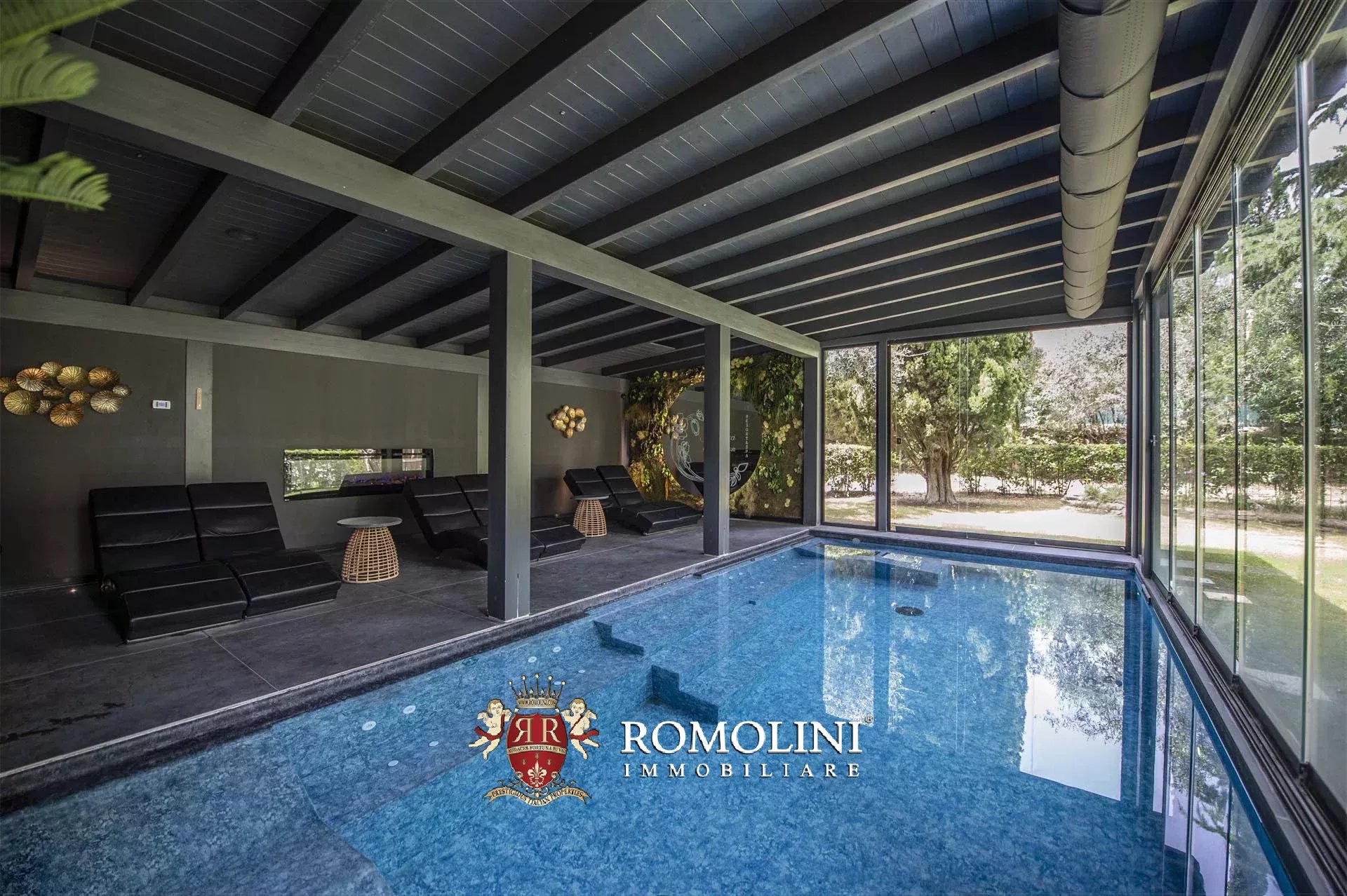 12 Bedroom Villa/Townhouse's Image 23