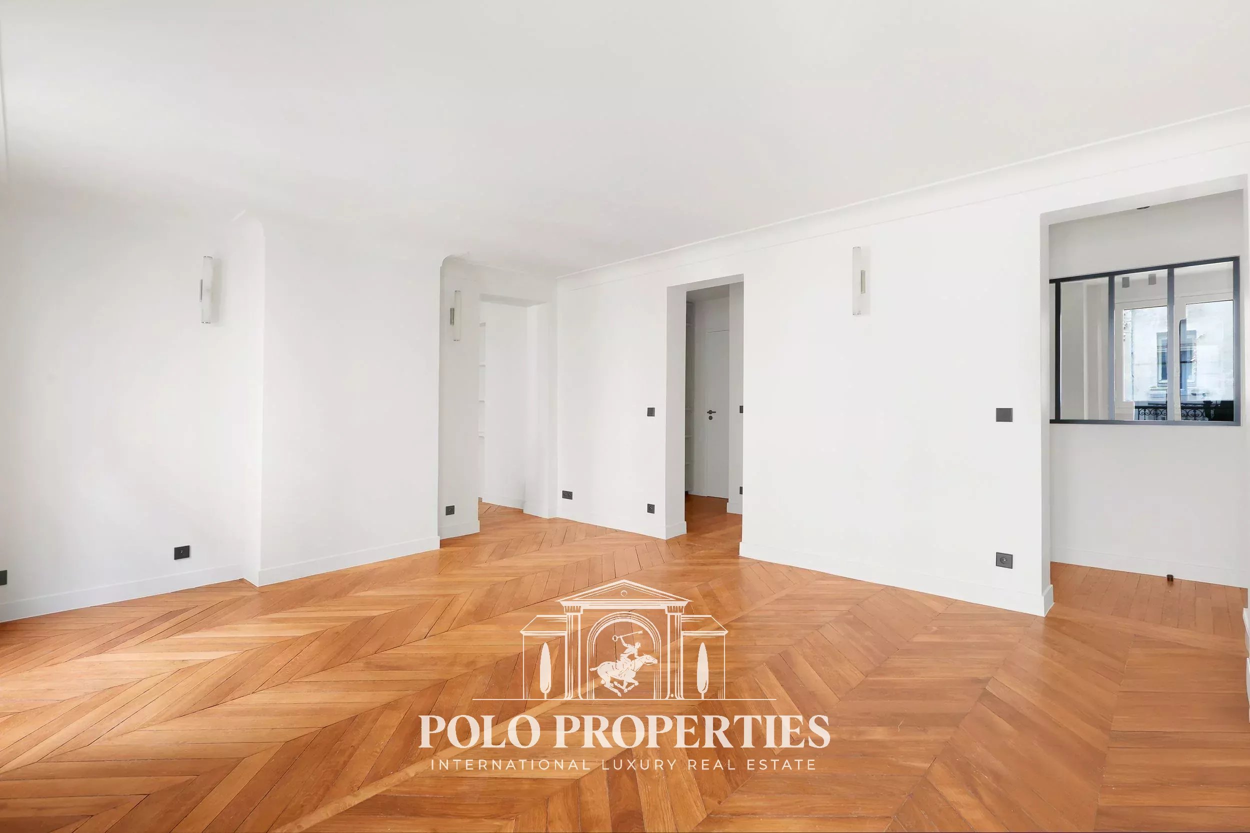 Family apartment renovated by architect - Place Saint Georges
