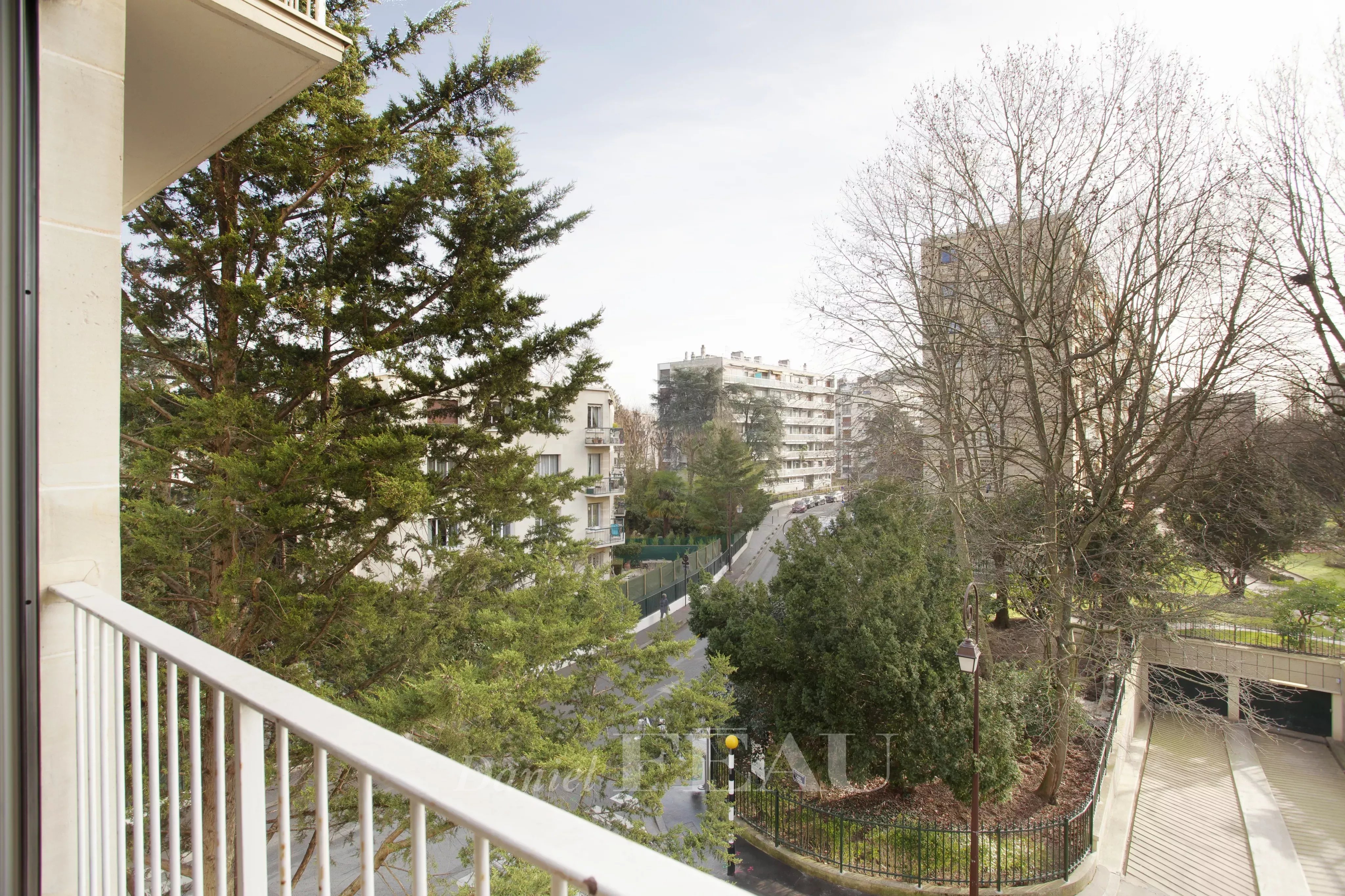 Rental Apartment Neuilly-sur-Seine