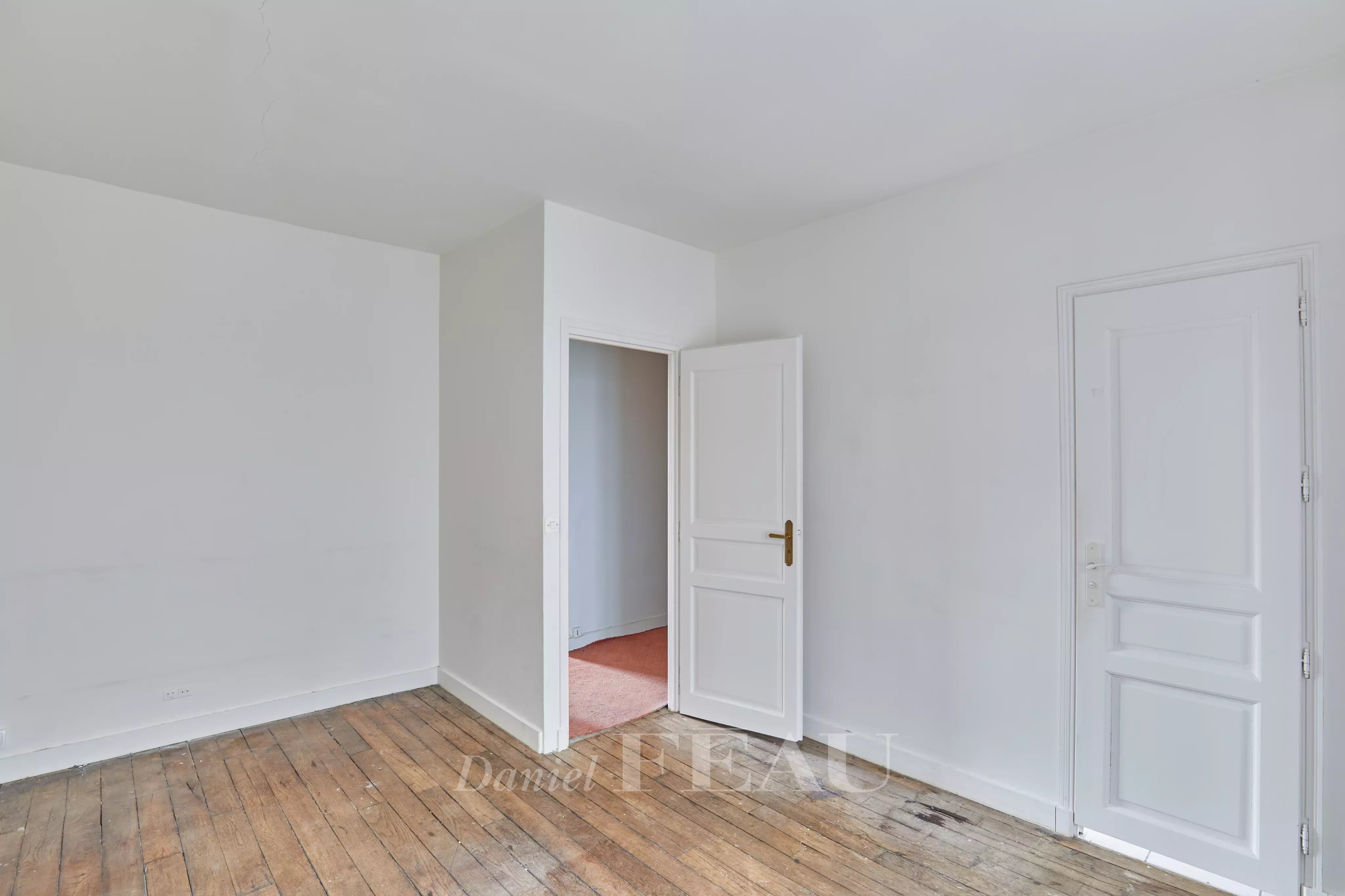 Sale Apartment Paris 7th