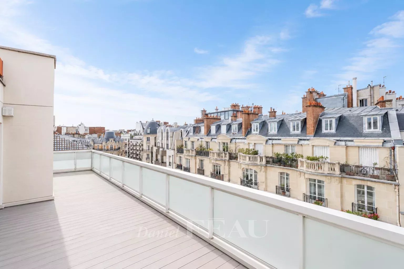 Sale Apartment Paris 16th