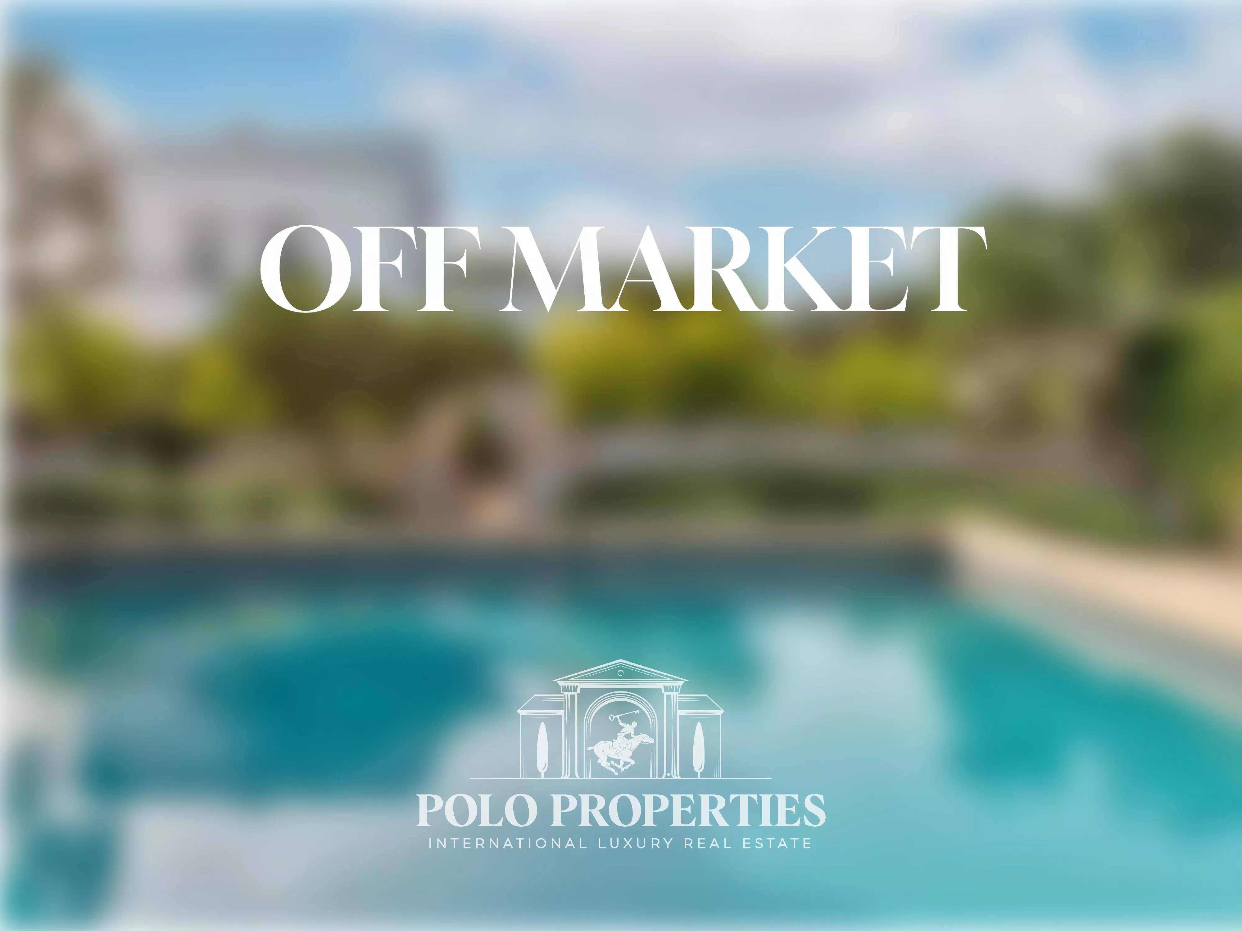 HISTORIC MASSERIA WITH SEA VIEWS, SWIMMING POOL AND MEDITERRANEAN GARDENS