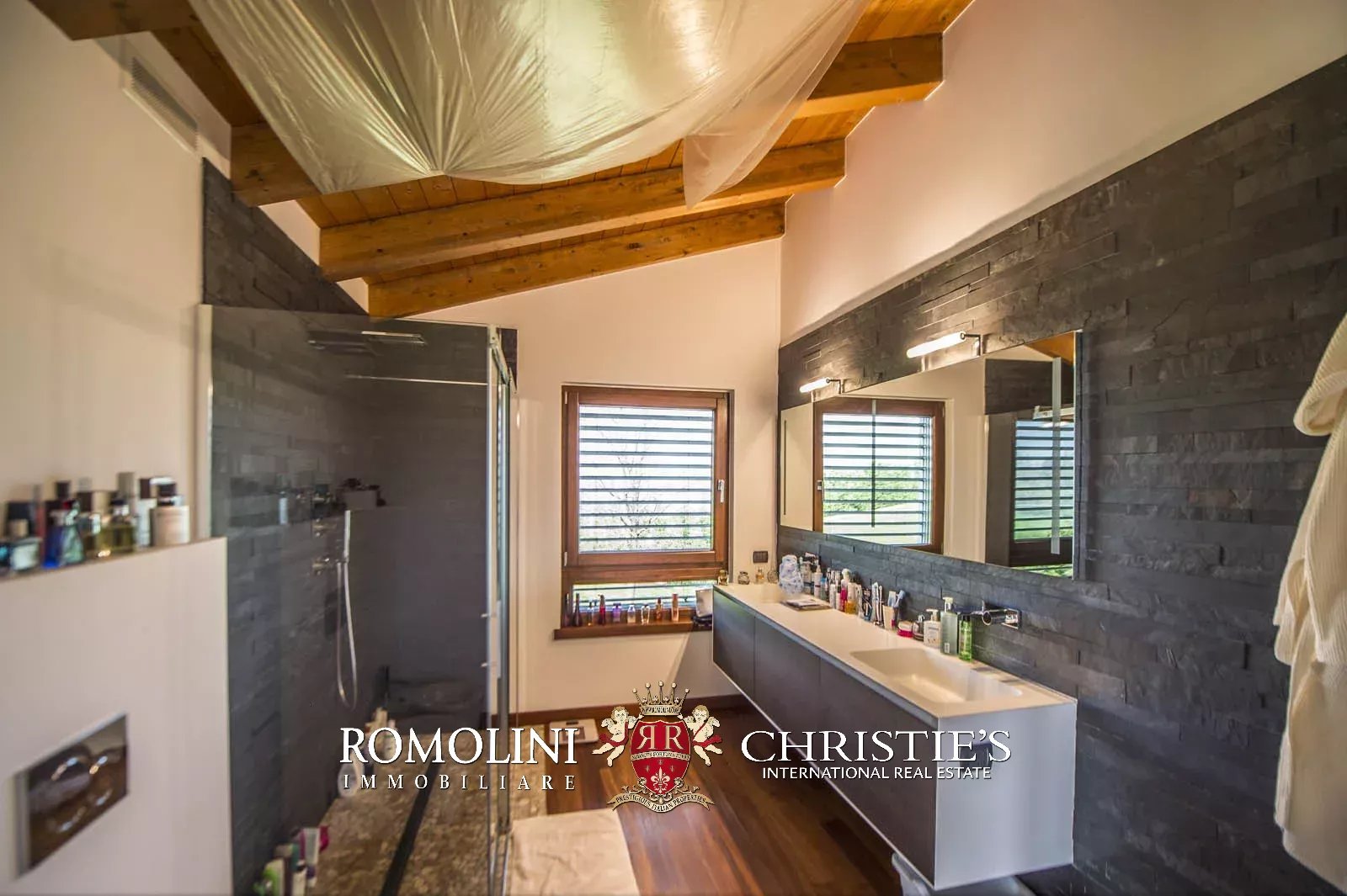 3 Bedroom Villa/Townhouse's Image 58