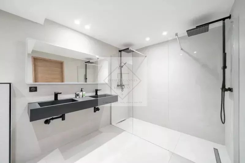 Location à l’année — Villa d’exception à Cannes — photo 8