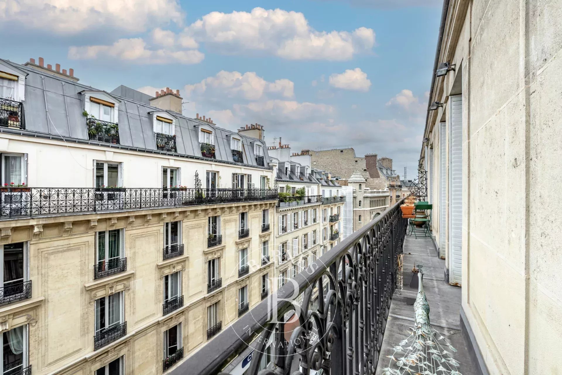 Daire Paris 4ème - picture 10