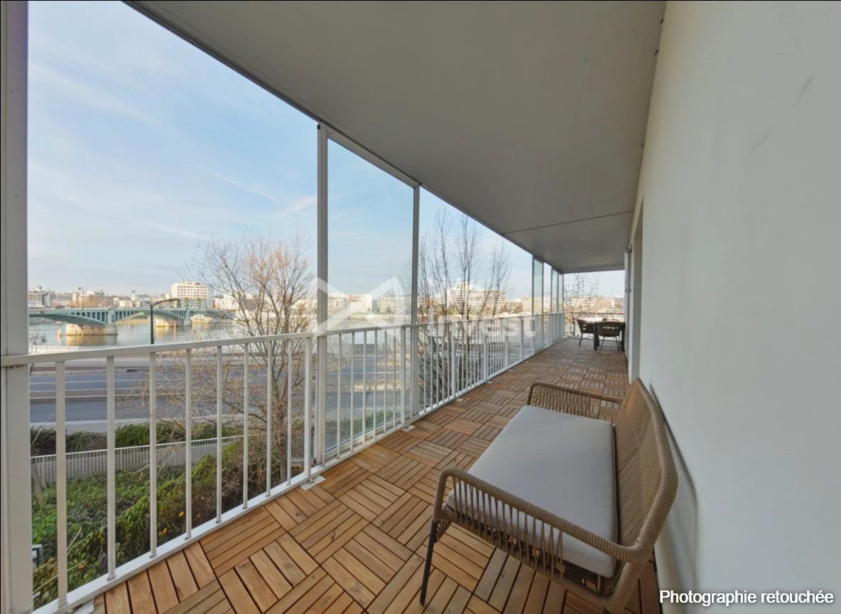 Appartement T4 Terrasse à Clichy bords de Seine