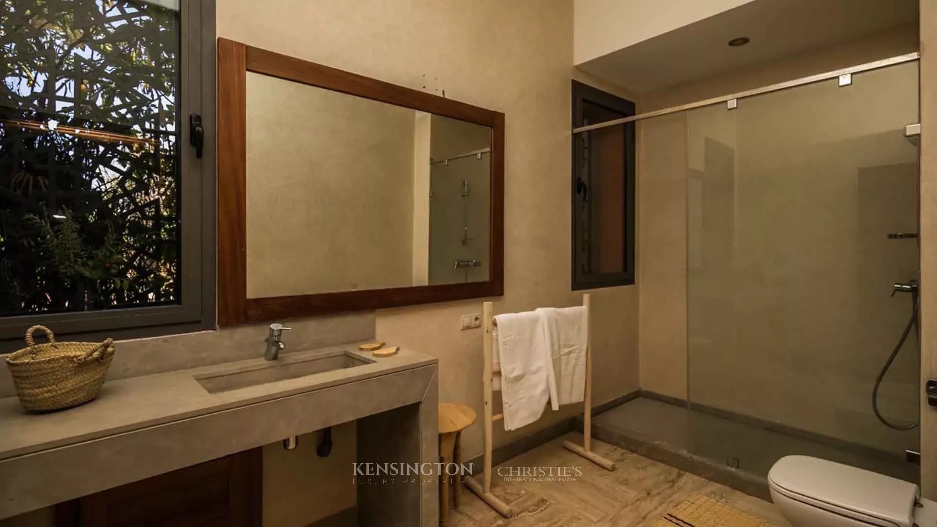 6 Bedroom Villa/Townhouse's Image 27