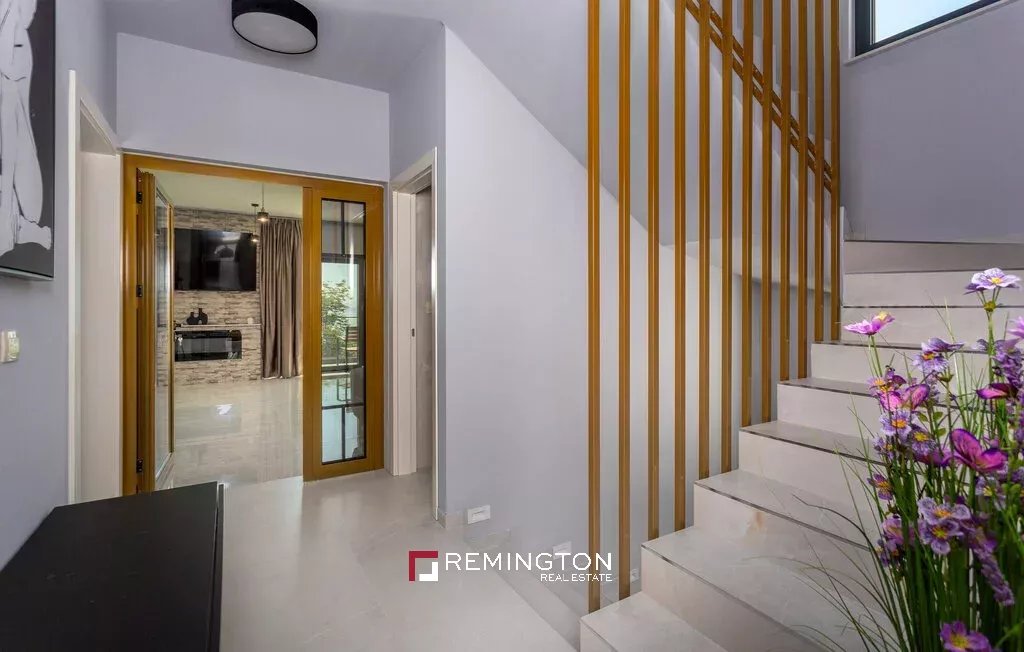 4 Bedroom Villa/Townhouse's Image 20