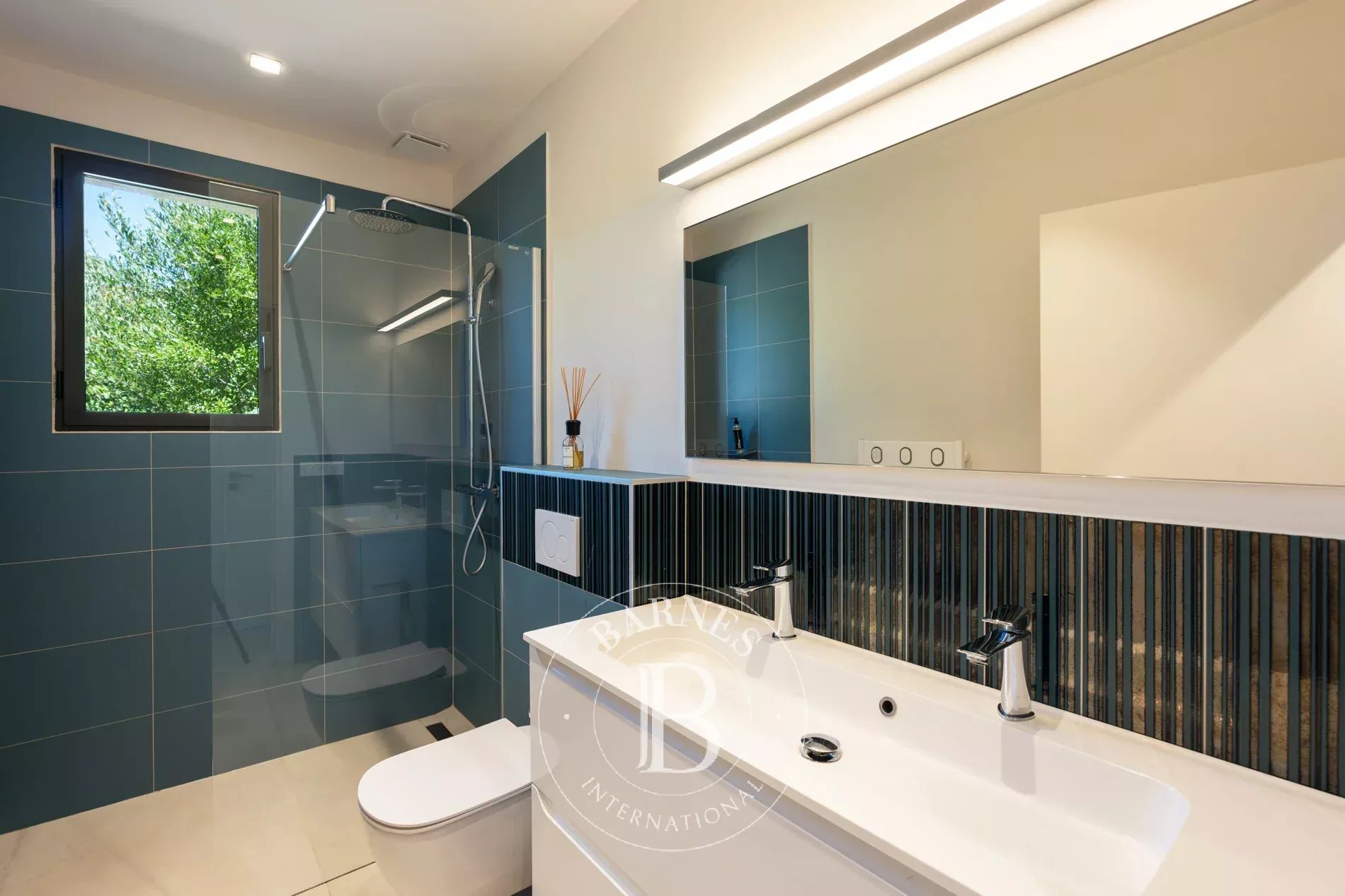 Sainte-Lucie-de-Porto-Vecchio  - Villa 7 Pi&egrave;ces 5 Chambres - picture 18