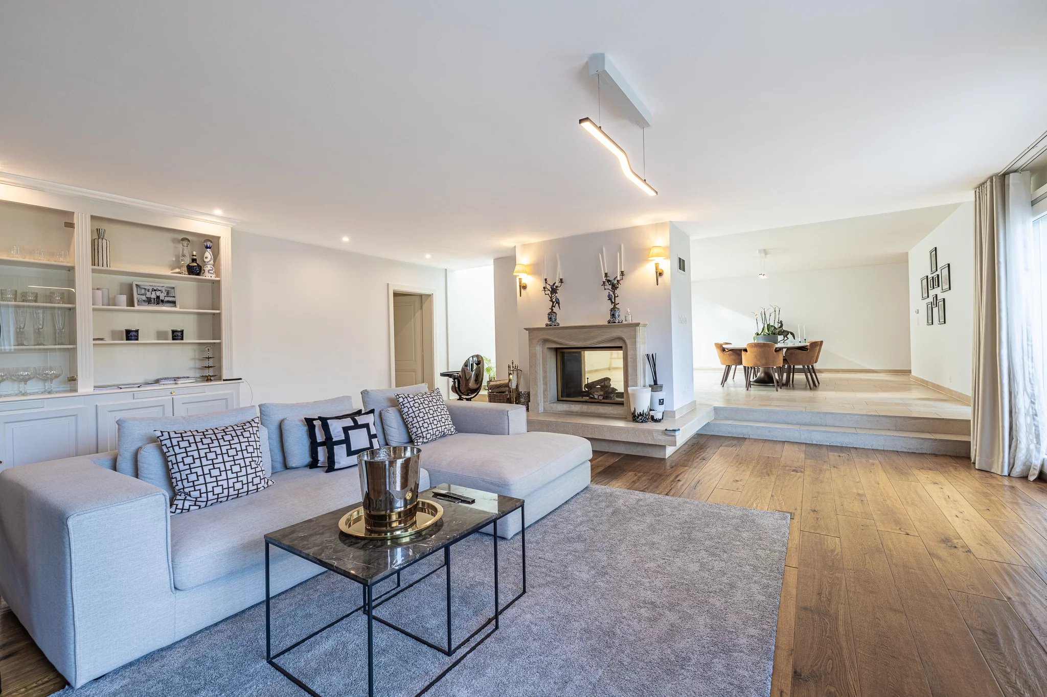 Elegant villa with pool and top-of-the-range amenities