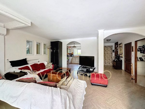 Luxuriöse Familienvilla in Antibes mit Meerblick & Gartenpool — photo 4