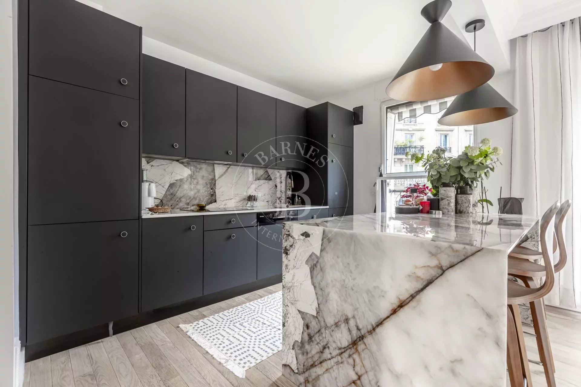 Daire Paris 16ème - picture 12